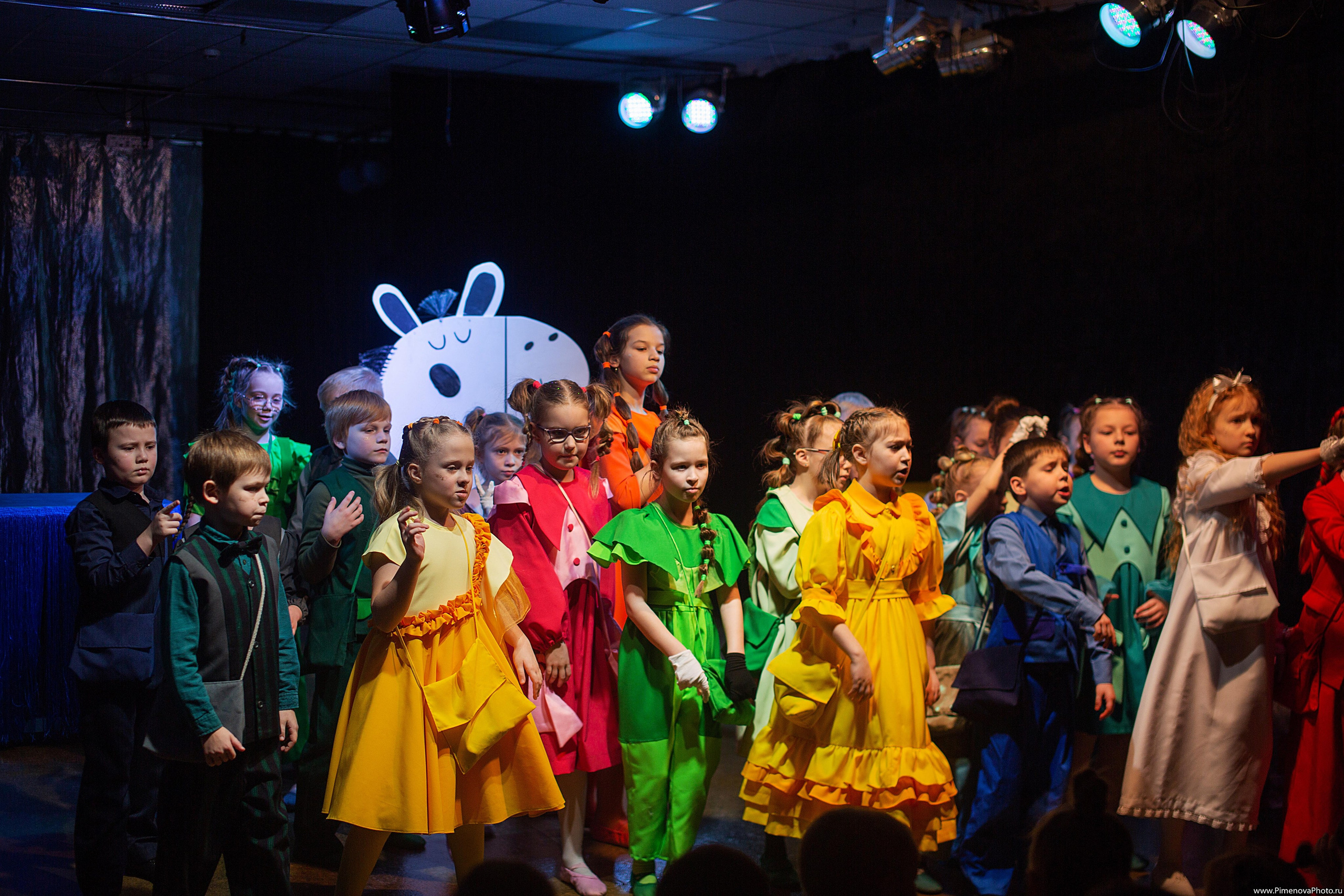 Карандаши «Театрум» ДТЦ, февраль. Семейный и детский фотограф в Петрозаводске