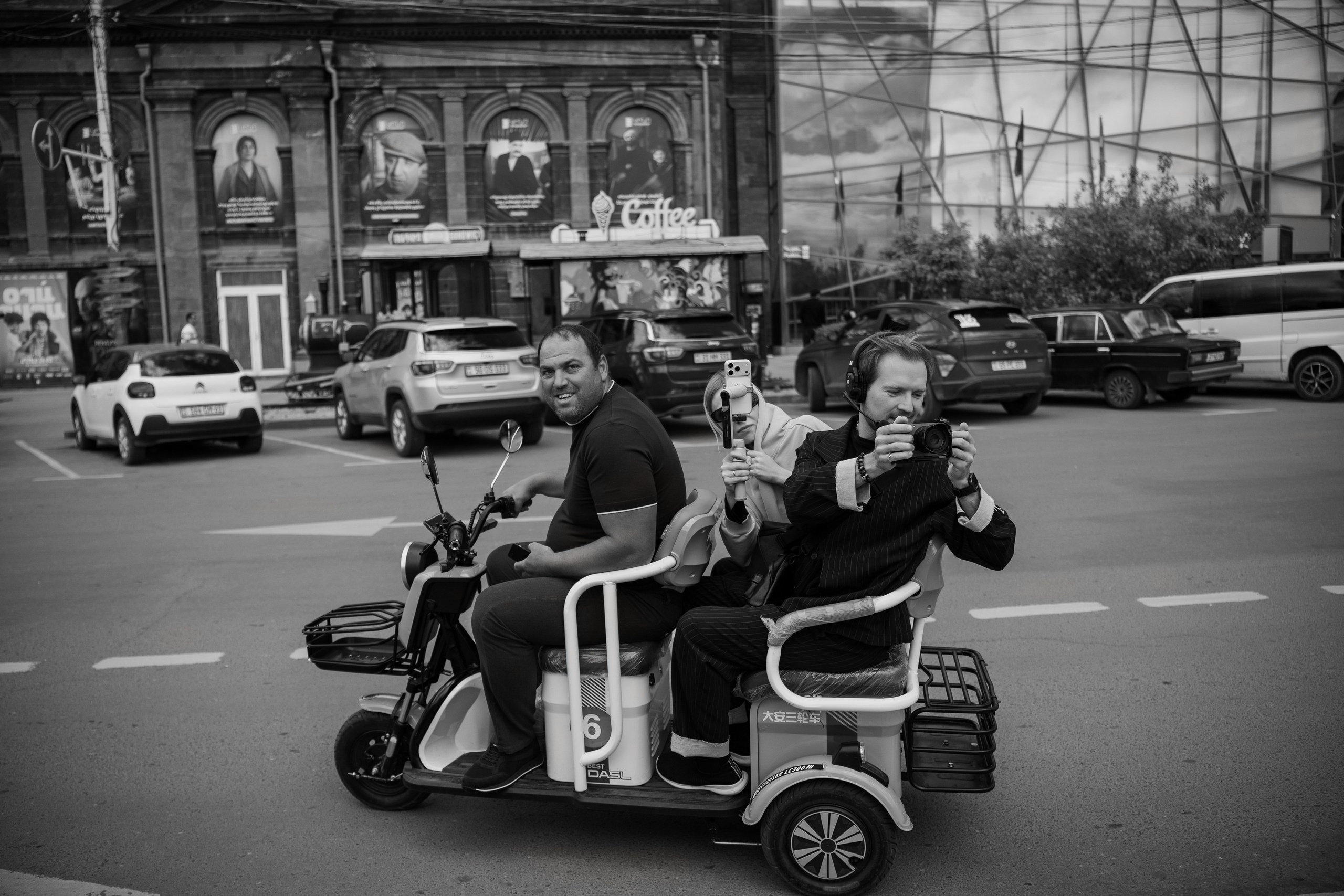 ЛЮБИТЬ В ЕРЕВАНЕ. ТВИНС СТУДИО — лучшие свадебные фотографы и видеографы в Краснодаре