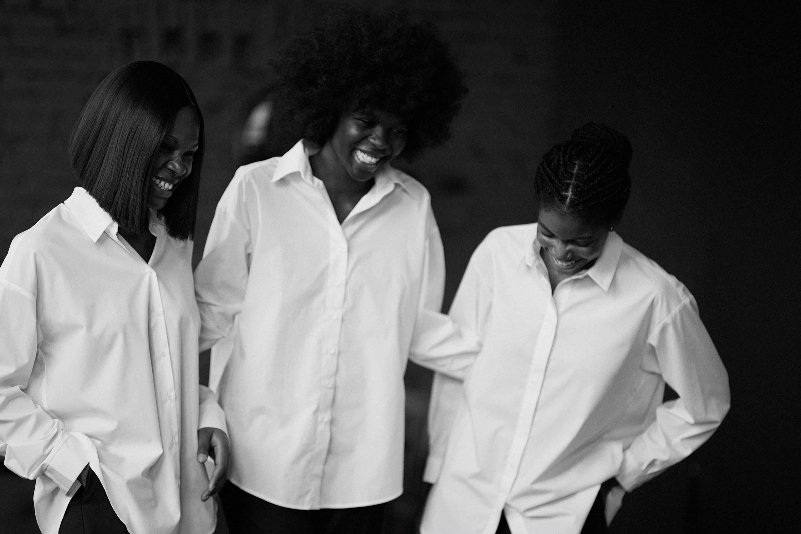 3 негритянки