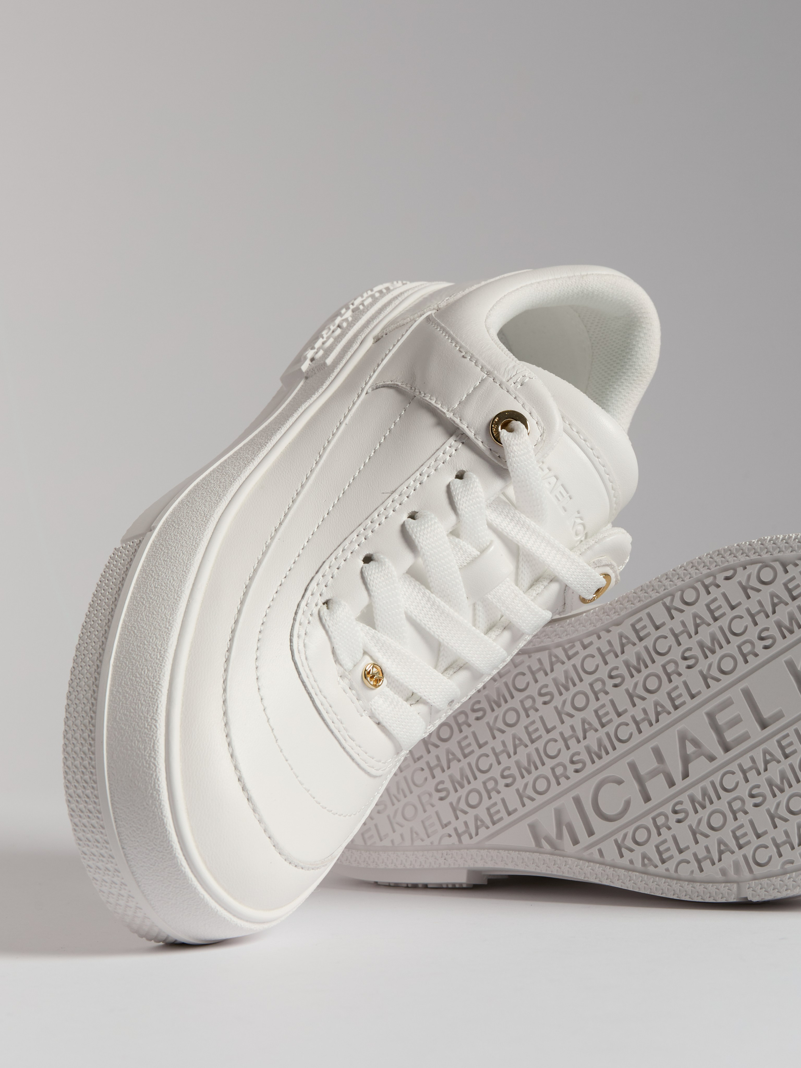 Предметный фотограф в Москве Евгений Шубин