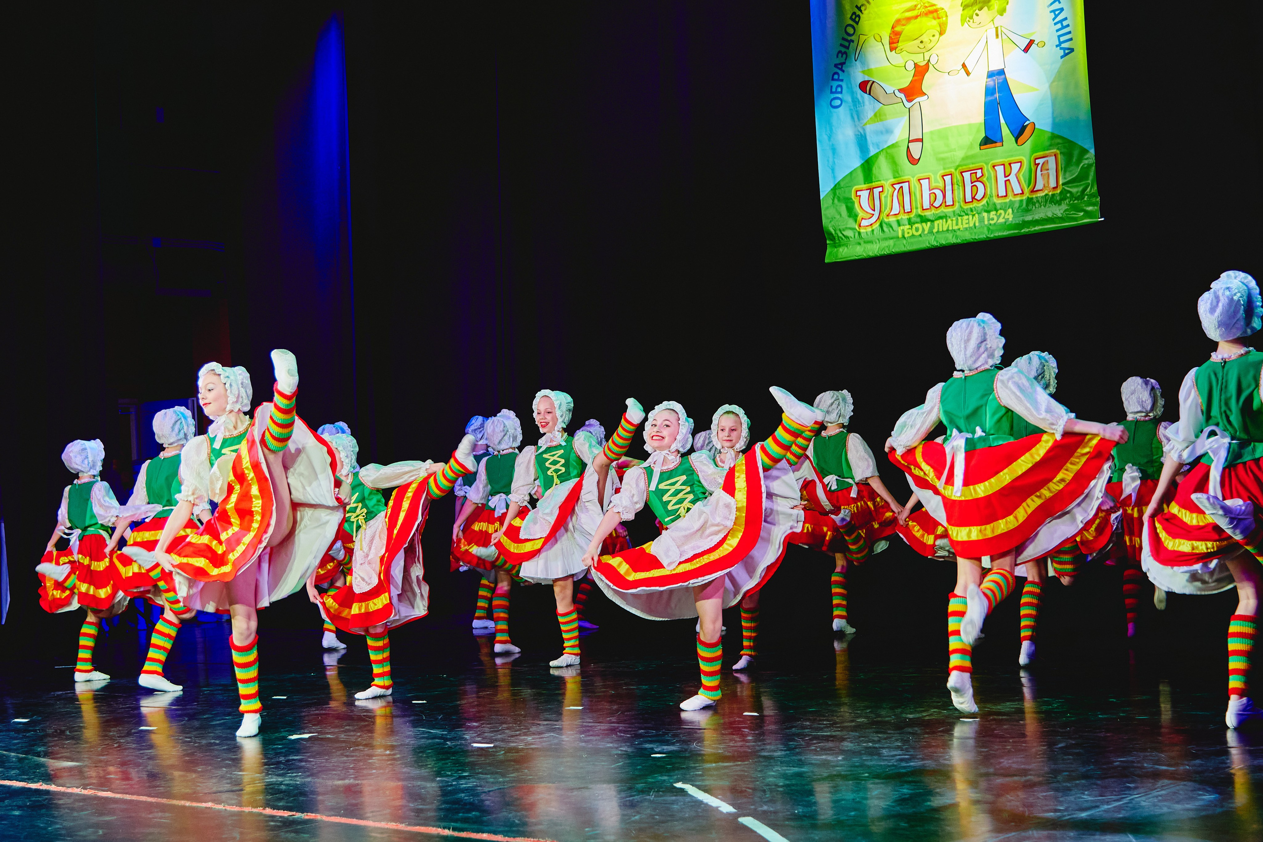 Сцена. Фотограф видеограф широкого профиля Денис Захаров