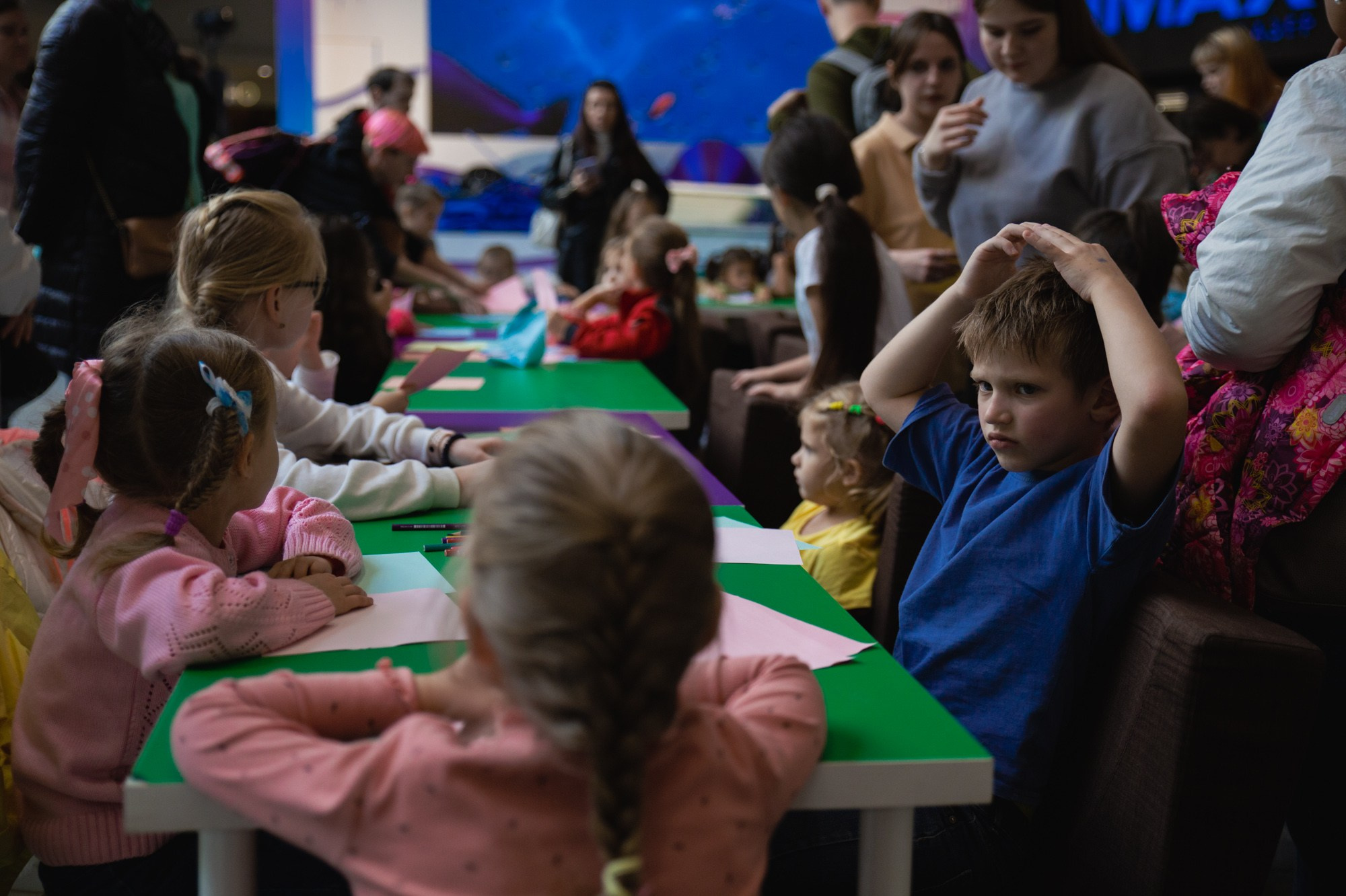 Сказка в ТЦ Океания. Репортажный и концертный фотограф в Москве Анастасия Осень