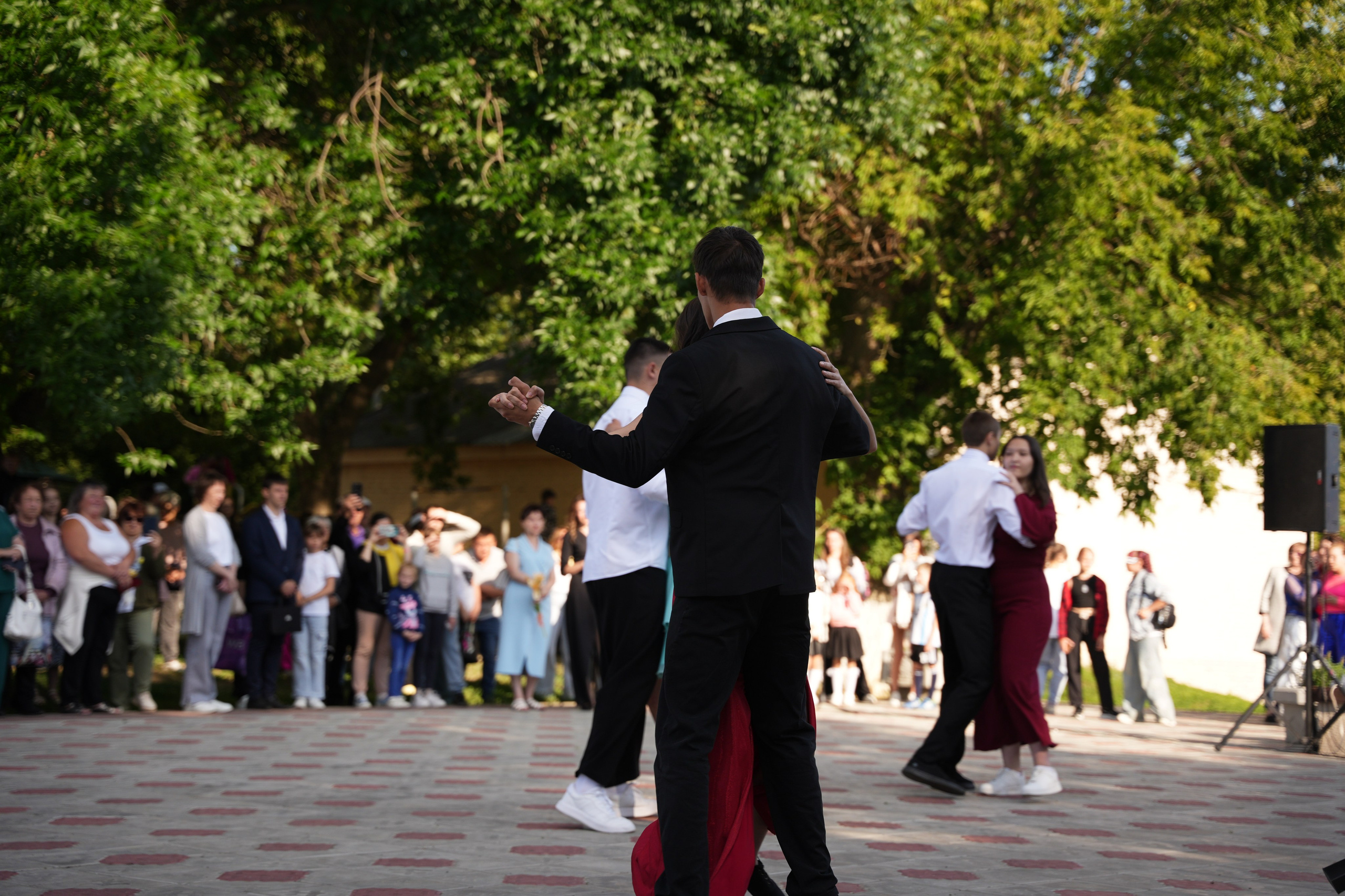 Выпускной в парке. Ольга Плаксина фотограф в Саратове