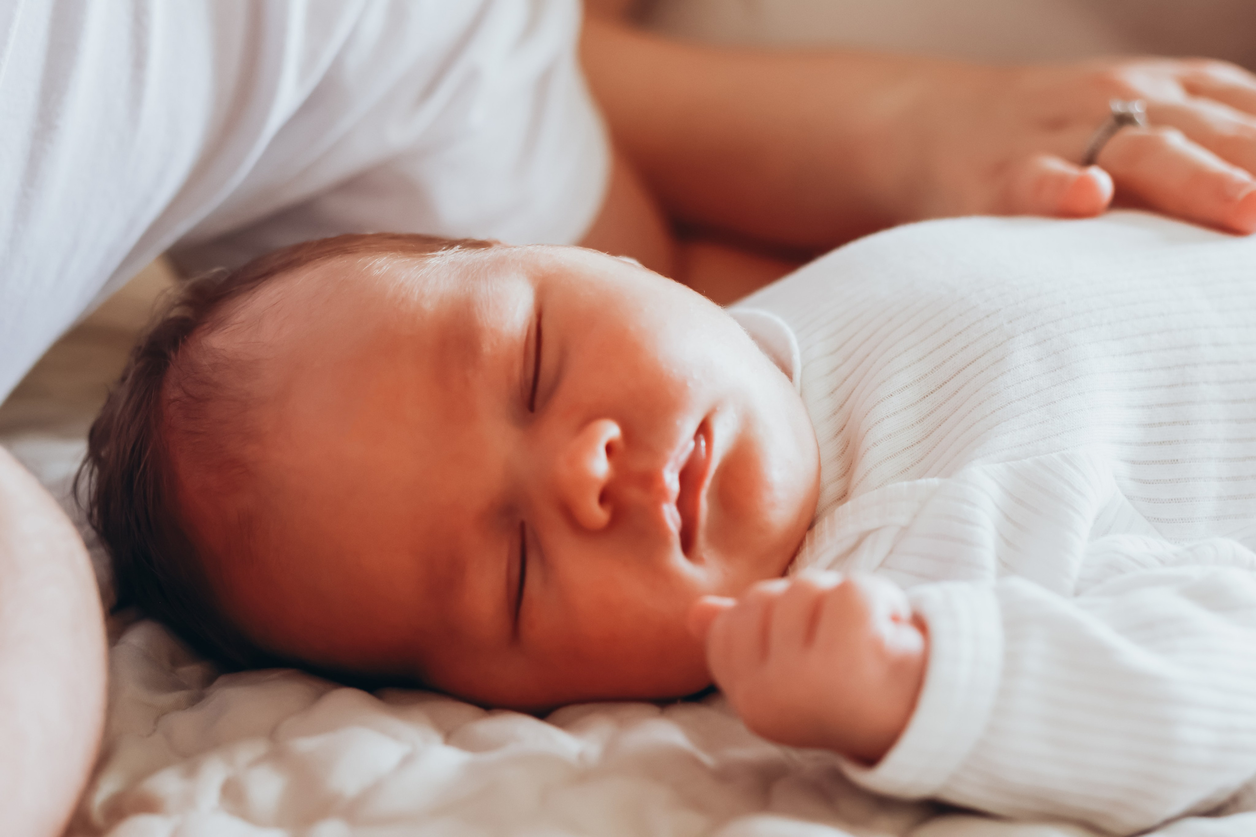 Домашняя семейная фотосессия с новорожденным. Фотограф в Екатеринбурге Пойгина Елена