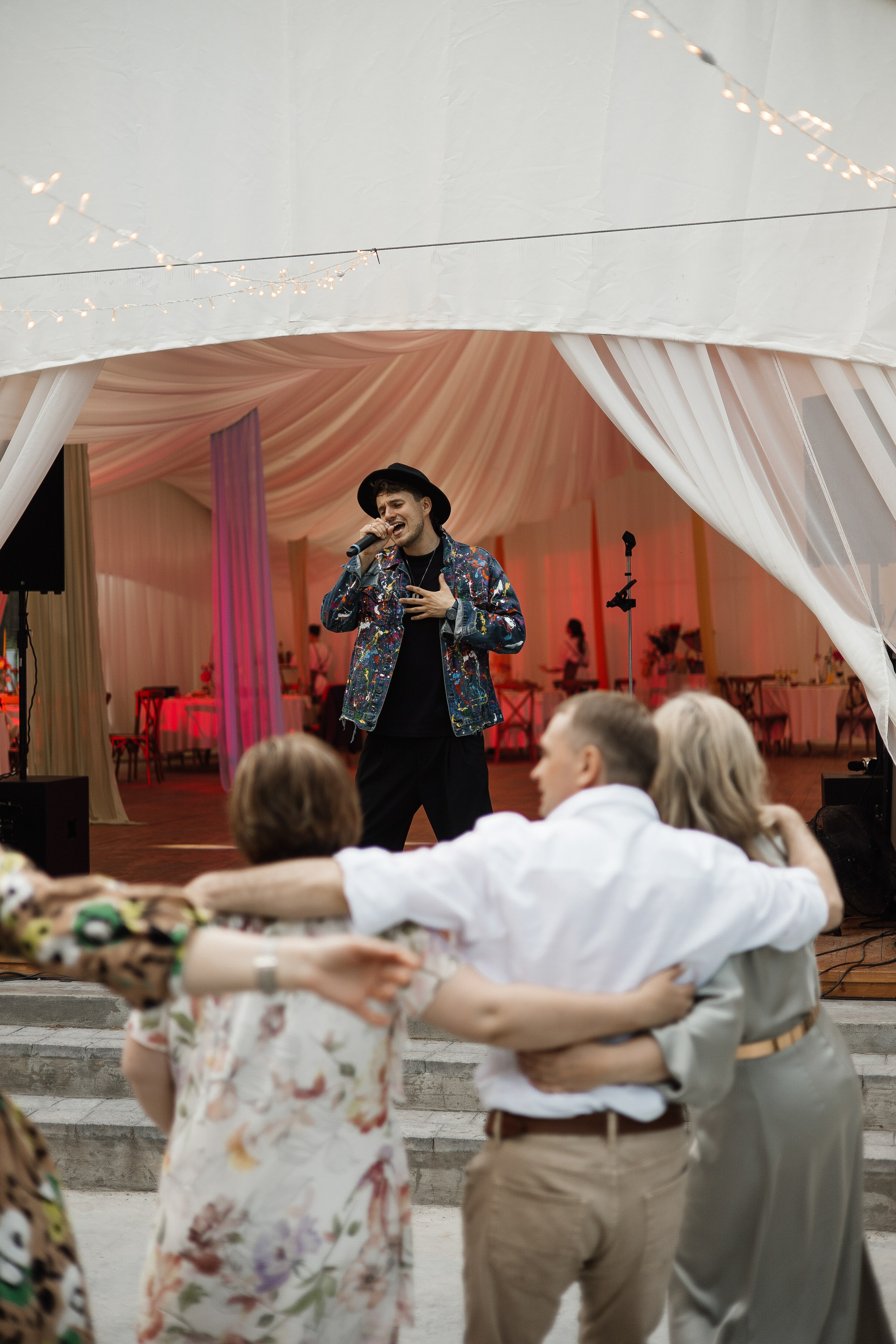 Вот такая заварушка. Свадебный фотограф Саша Базенко