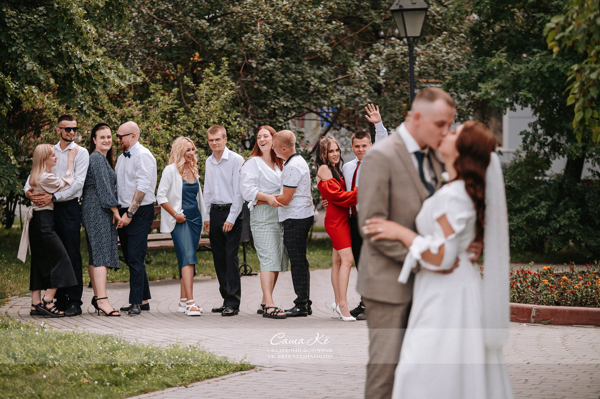 Свадебная фотосессия В&Д на Набережной Новосибирска. Свадебный, семейный и event фотограф в Новосибирске и Новосибирской области Саша Кё