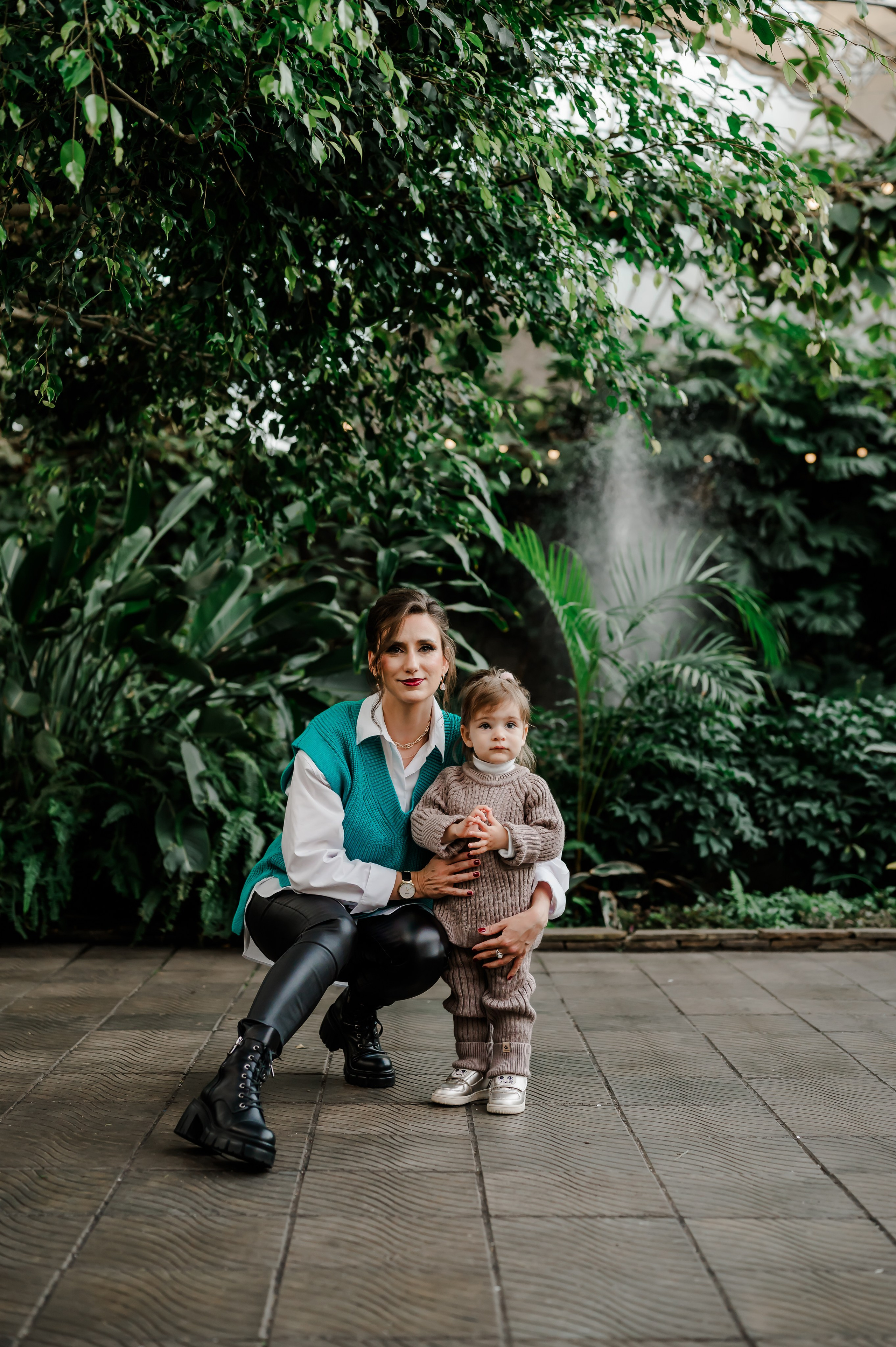 Семейная фотосессия в Оранжерее. Свадебный и семейный фотограф Евгения Кононова