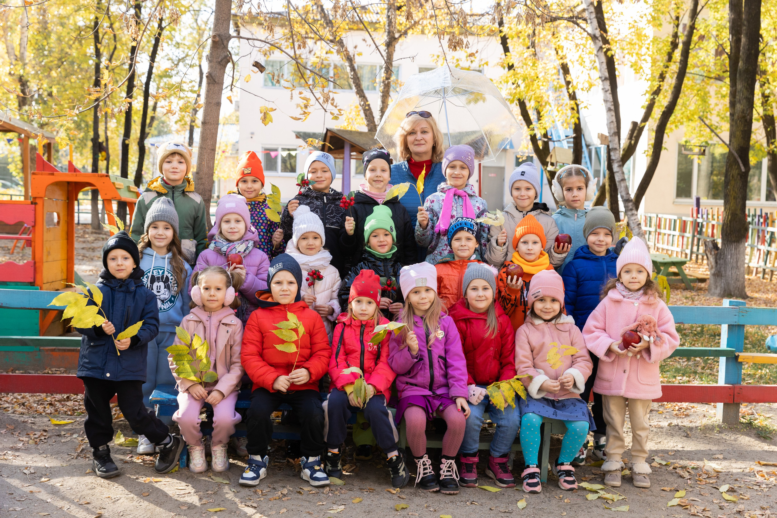 Здесь ^ Осенняя фотосессия. Семейный, детский, школьный фотограф в Благовещенске Яна Белоусова