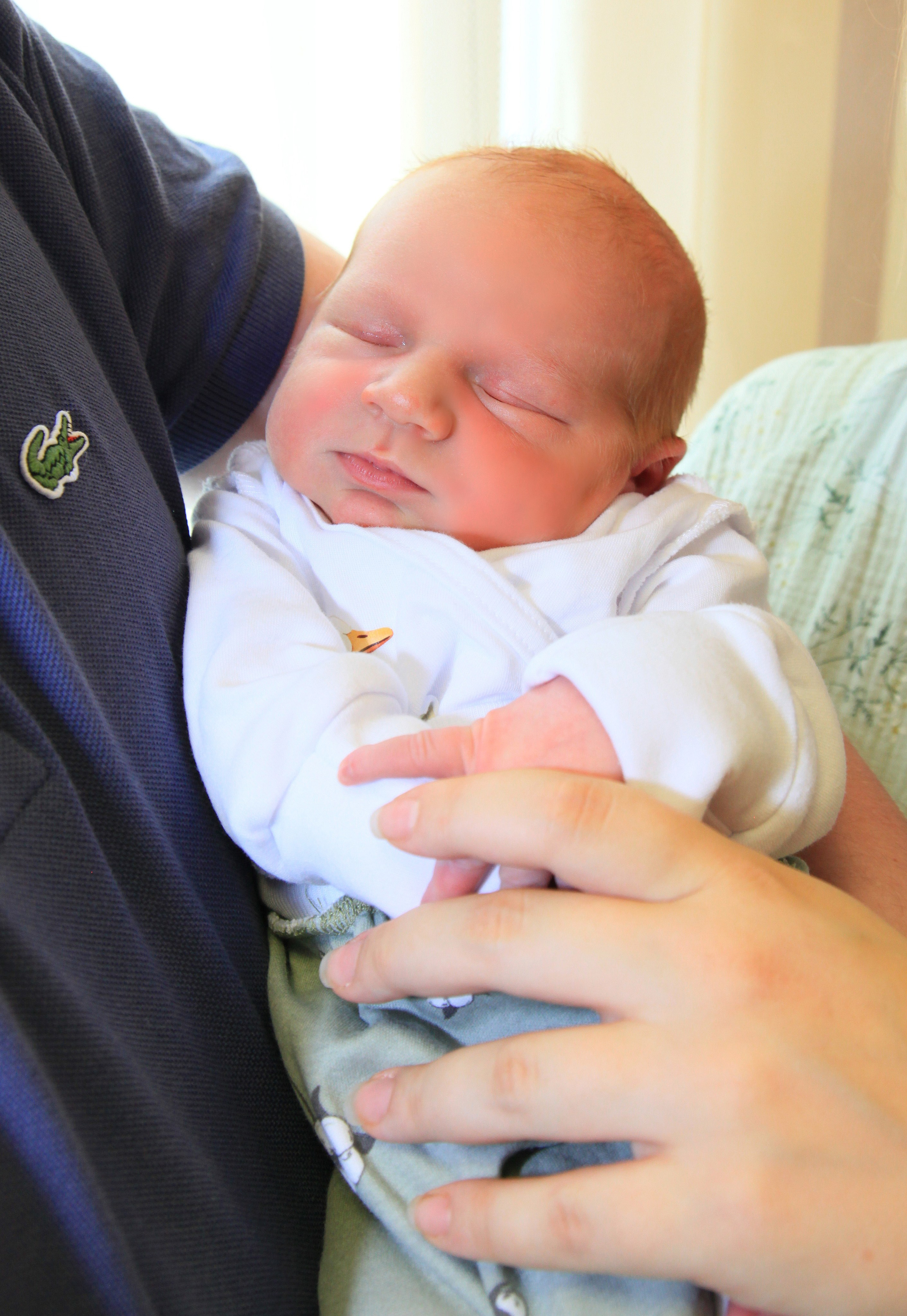 Фотограф на выписку Лапино. Фотограф Москва Одинцово Кубинка Краснознаменск Лапино