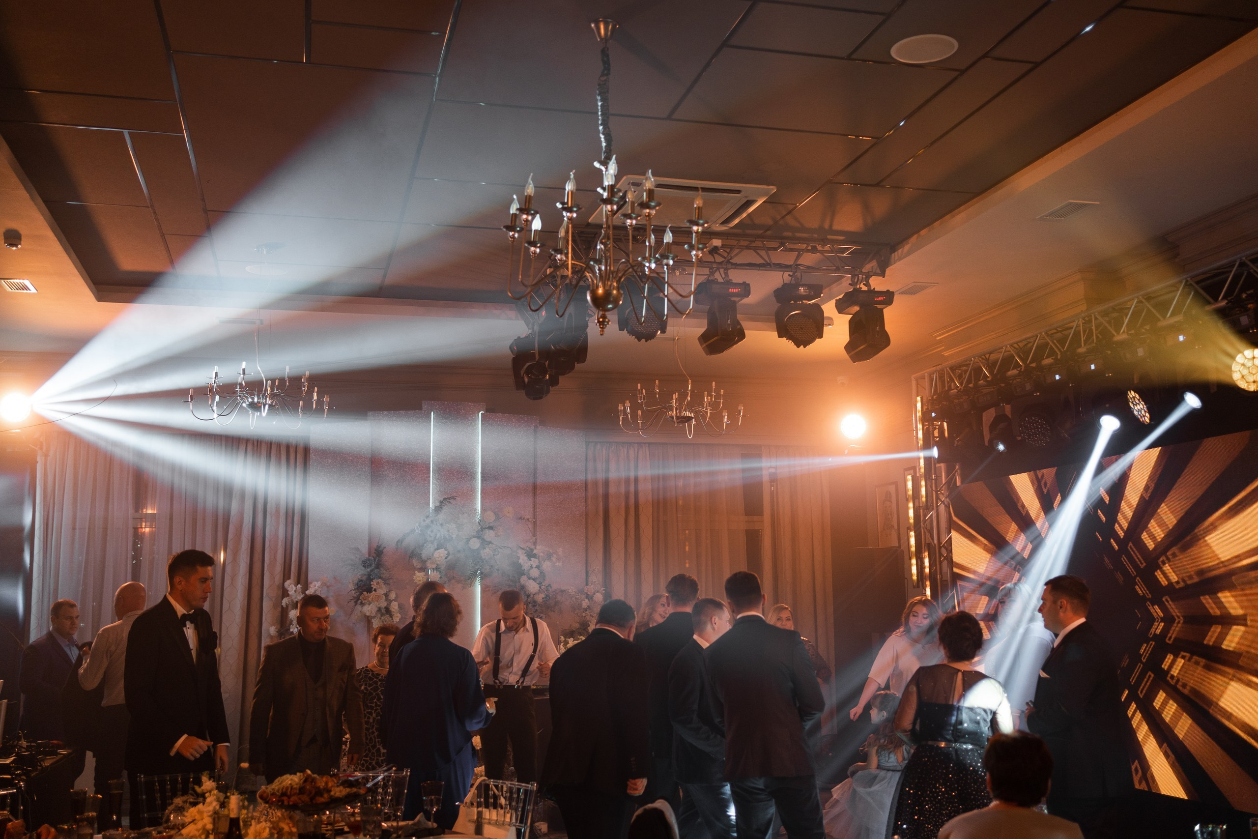 32 гостя. Бюджет 978.000. Организатор свадеб в Ростове-на-Дону