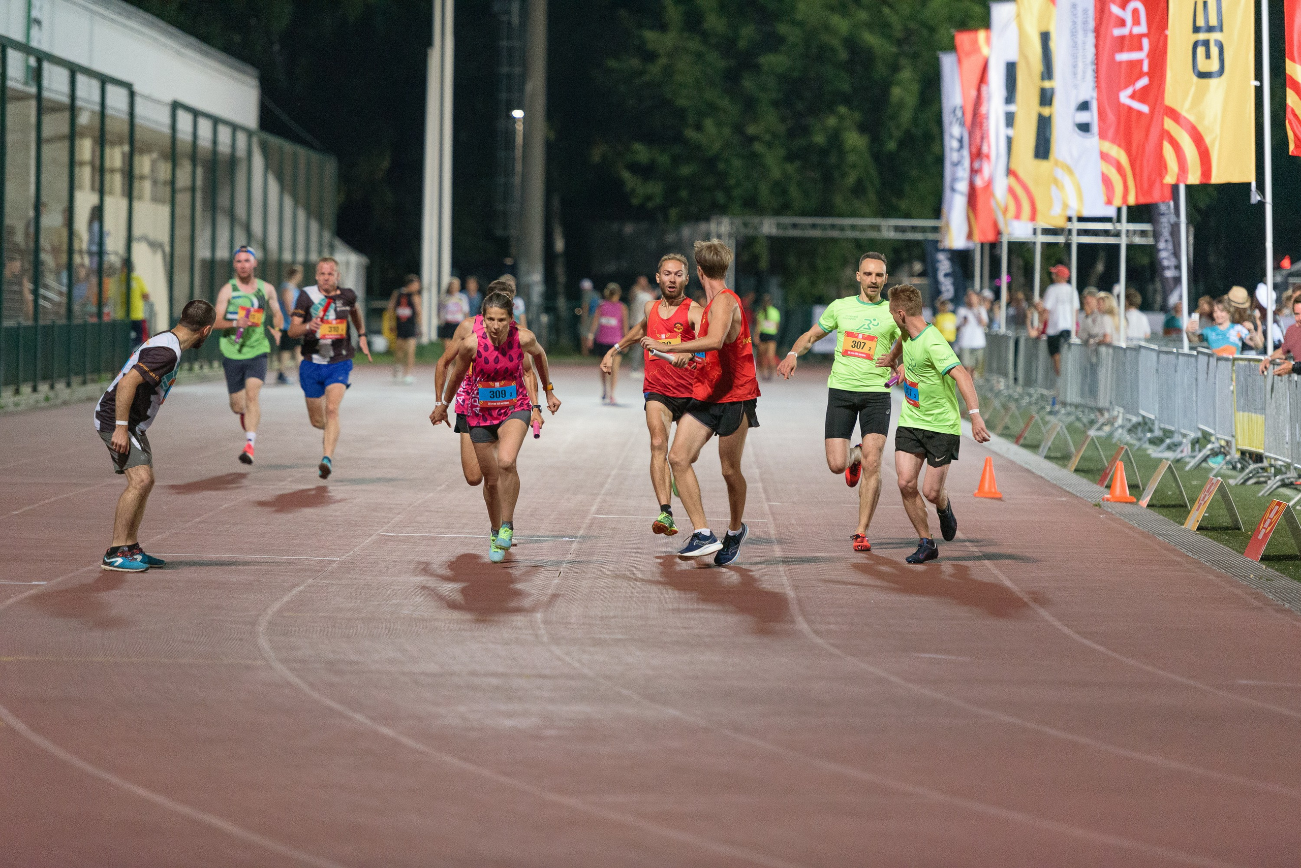 Битва беговых клубов. Репортажный фотограф Сергей Квартальнов