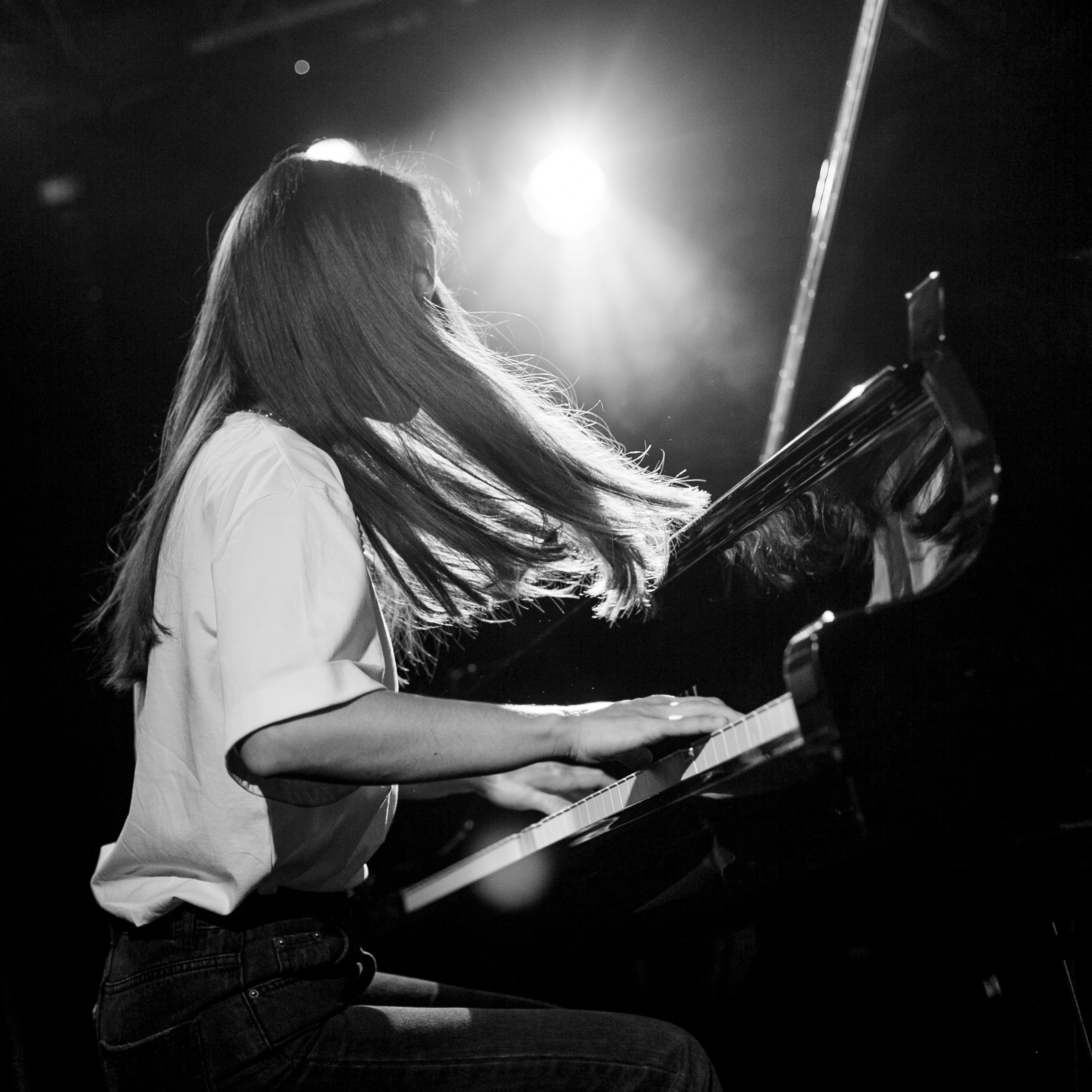 Фотосъемка концерта Дарьи Шорр в клубе Алексея Козлова. Репортажный фотограф Борис Геер