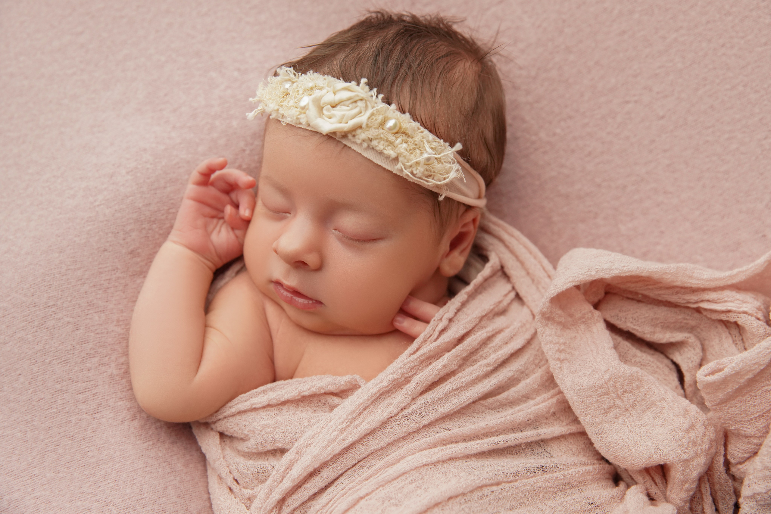 Девочки. Фотограф новорожденных. Семейный и детский фотограф в городе Сургуте