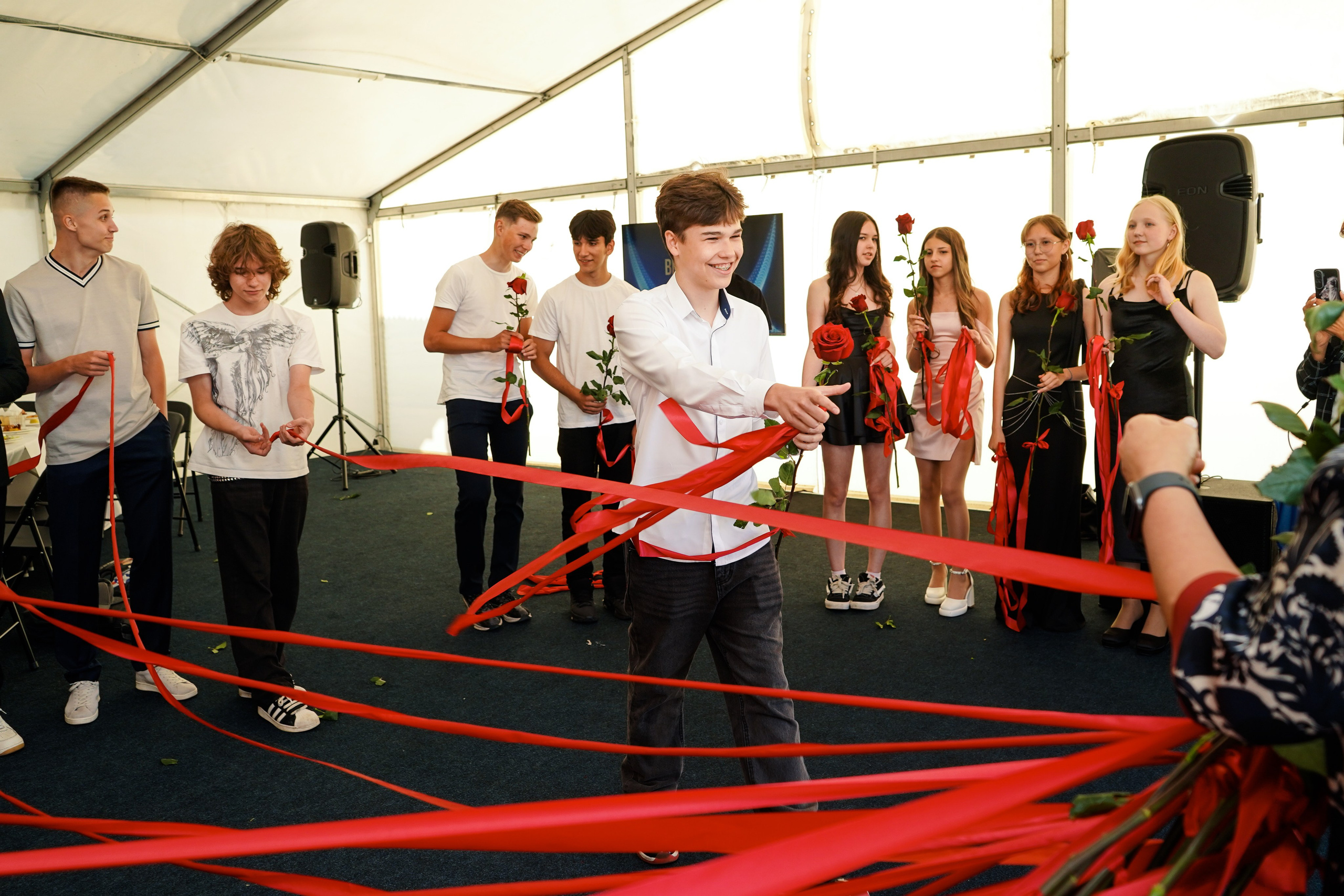 Выпускной 9 класса школа 19 в Коматек. Семейный и портретный фотограф в Екатеринбурге Анна Лобанова