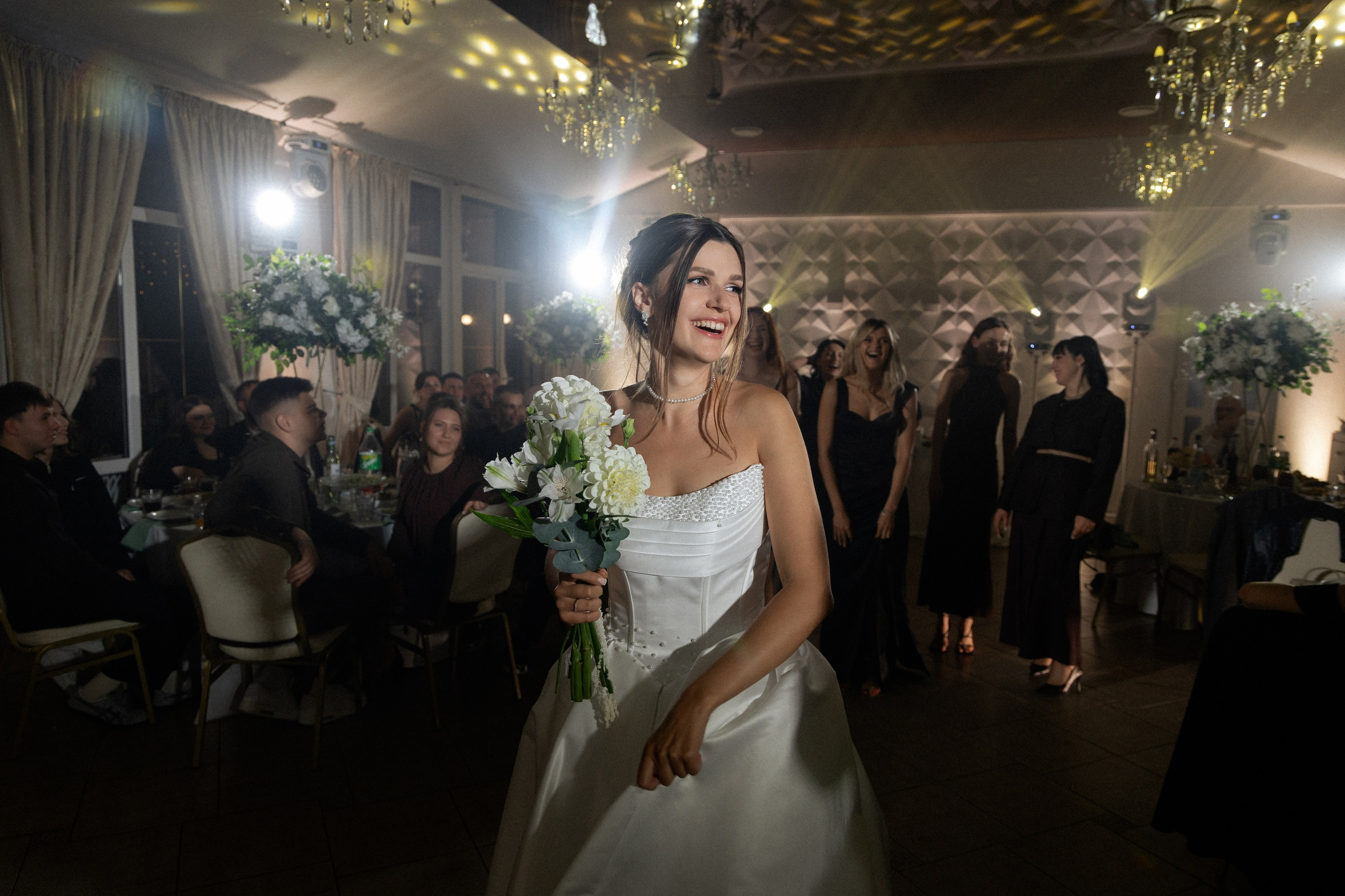 Свадебная фотосессия Анастасии и Игоря в Усадьбе Легенда. Свадебный фотограф в Минске/Беларуси Сергей Спиридонов