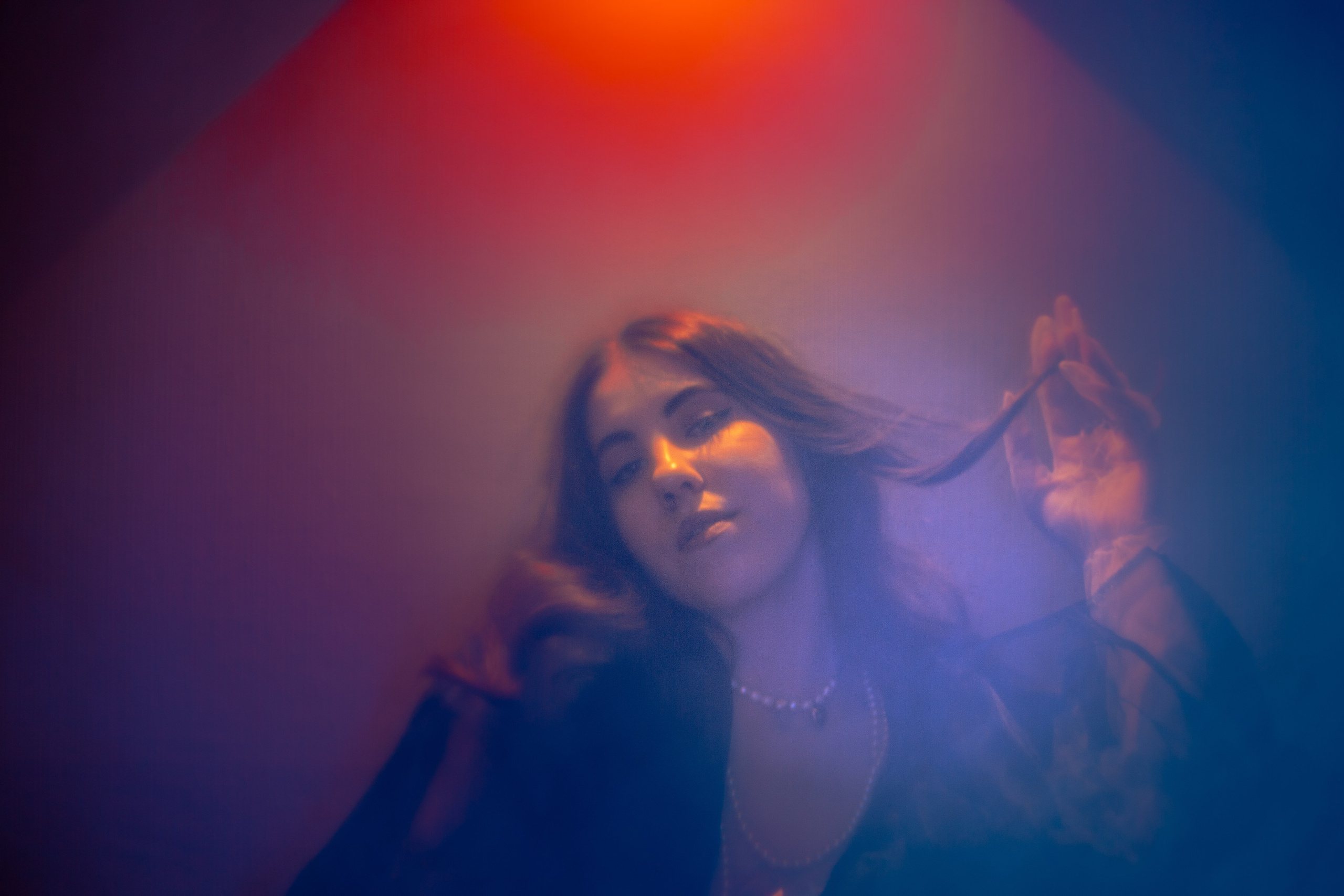 Танцуй. Сюрреализм. Чувственность. Арт-фотограф Крис Л. в Тобольске: портрет, семейные, свадьбы