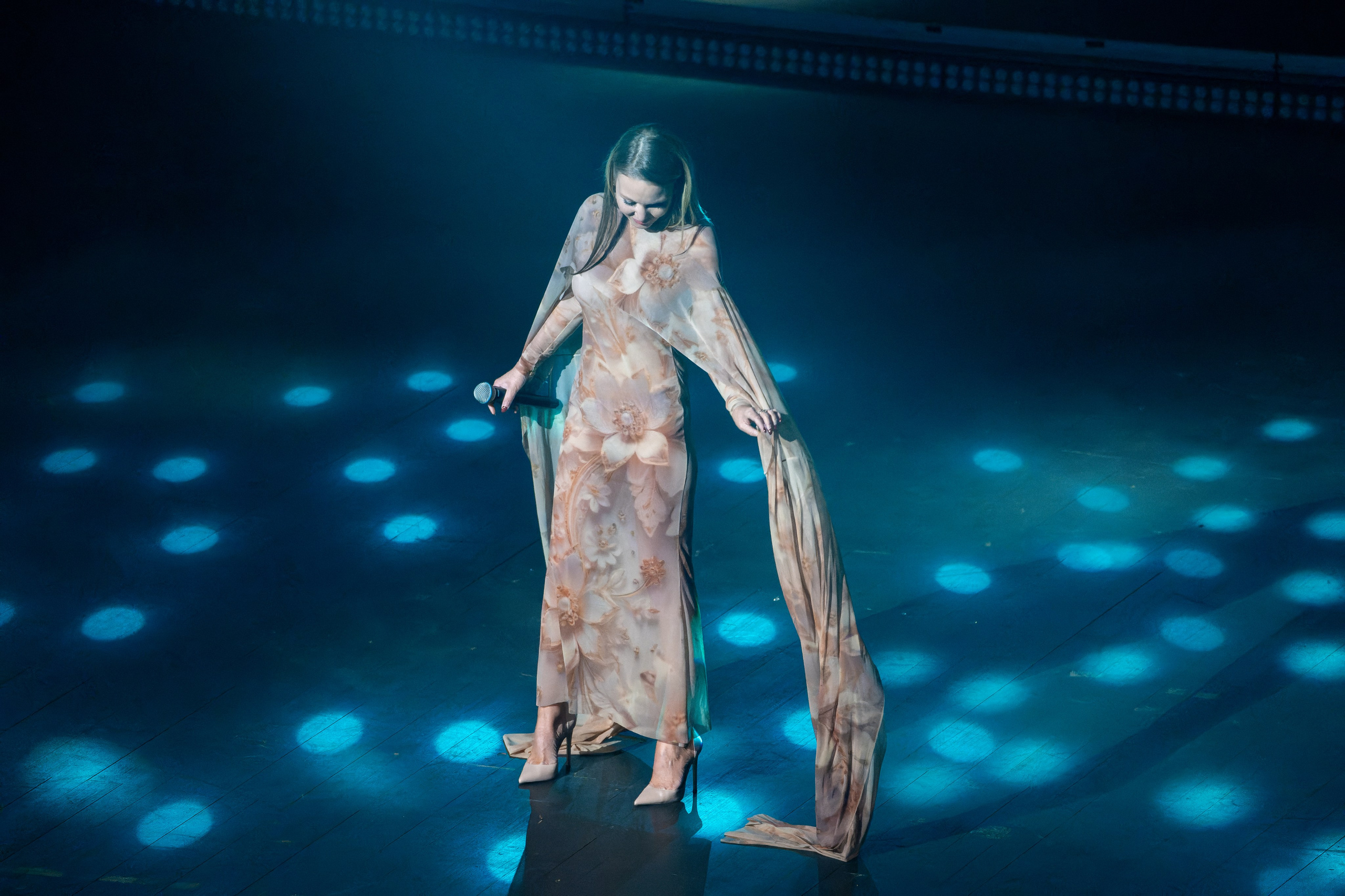 Ирина Зорина, гала-концерт " Мама — ангел на земле» 1 декабря 2025. «Студия DRONAVT`s» — видеосъёмка и фотография г. Москва