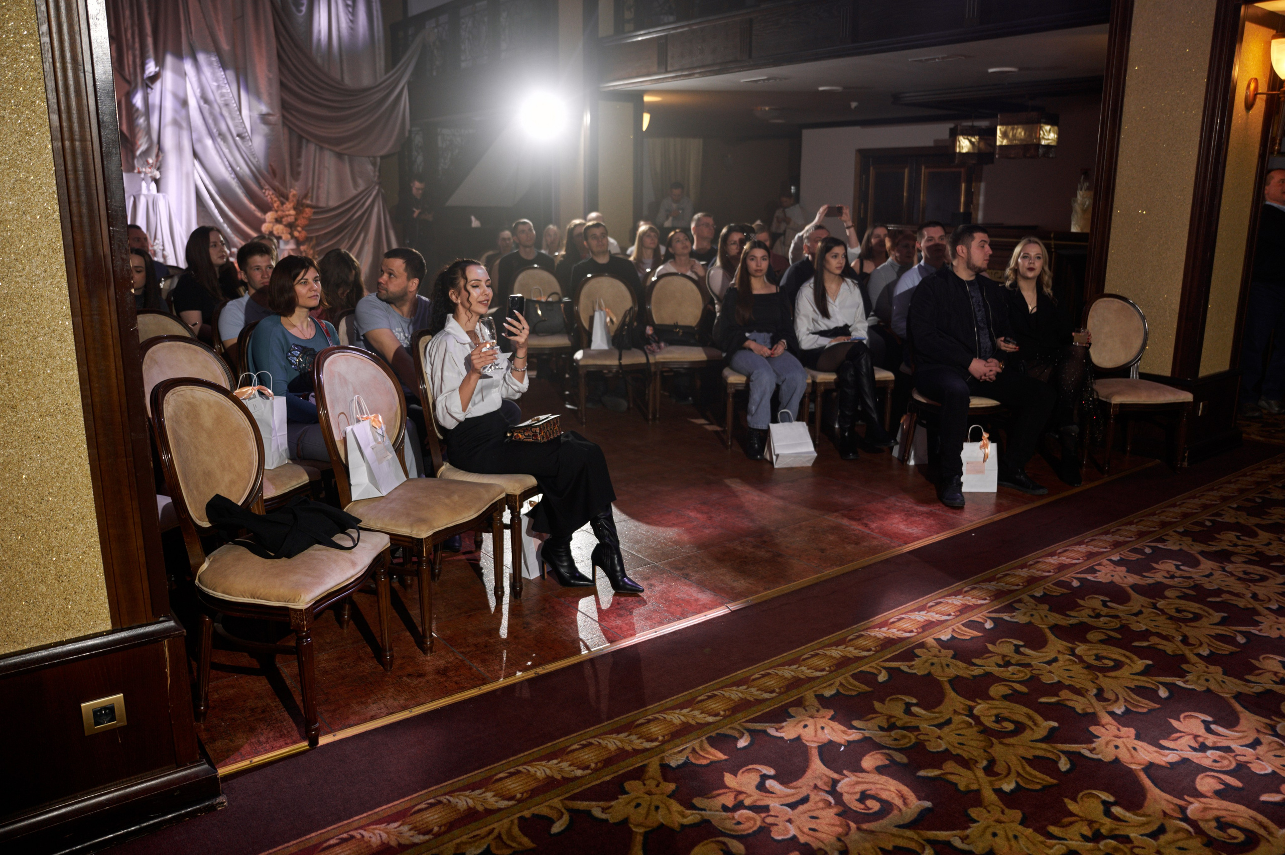 Репортаж свадебной выставки-презентации SmolinoPark 2024. Фотограф Челябинск — Кирилл Устюжанин