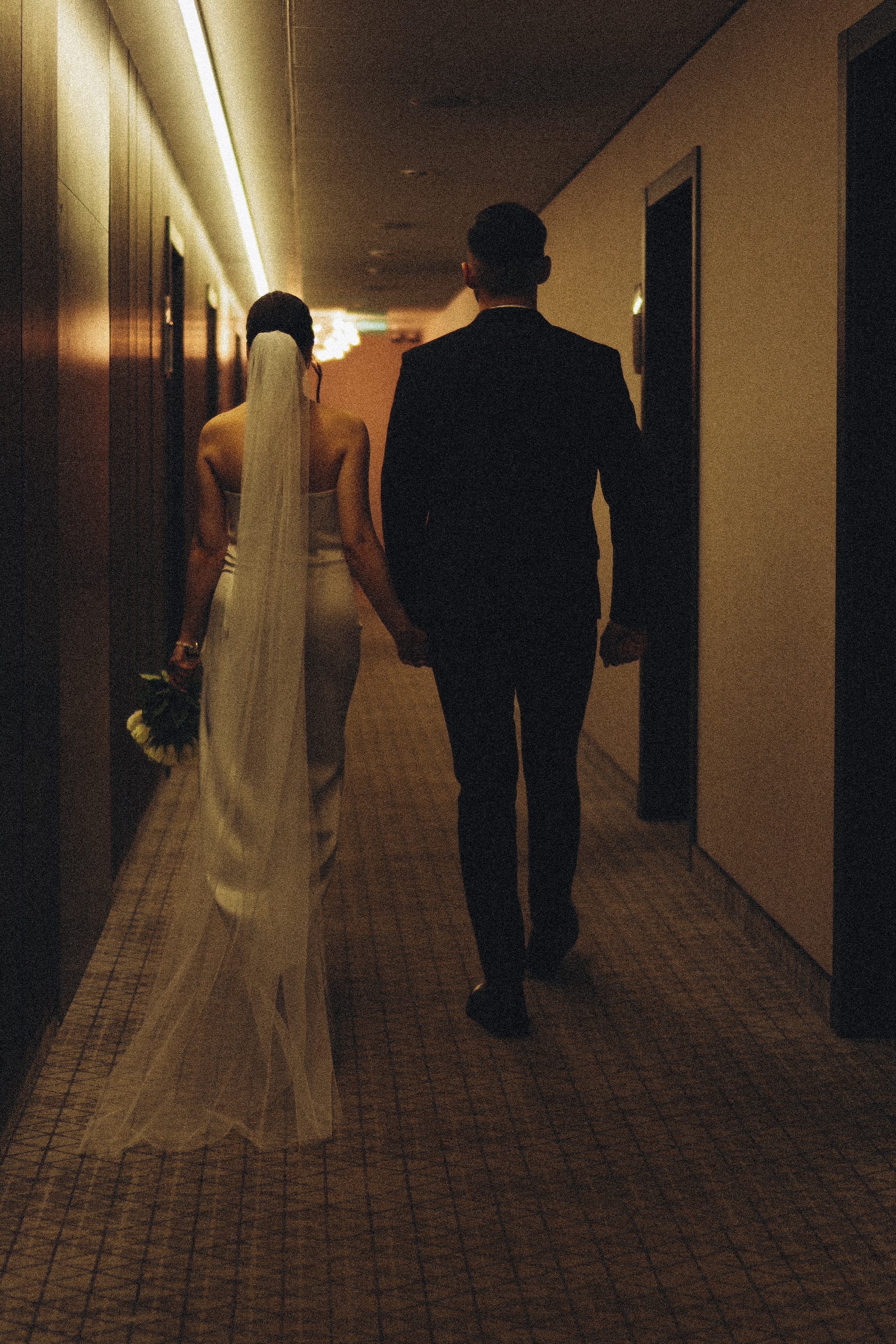 СВАДЕБНАЯ СЬЕМКА СБОРОВ ЖЕНИХА И НЕВЕСТЫ В ОТЕЛЕ И ТАКЖЕ ФОТОСЕССИИЯ В ОТЕЛЕЕ МЕГАПОЛИС БРЯНСК. Профессиональный фотограф, Санкт-Петербург — Виктория Богомолова