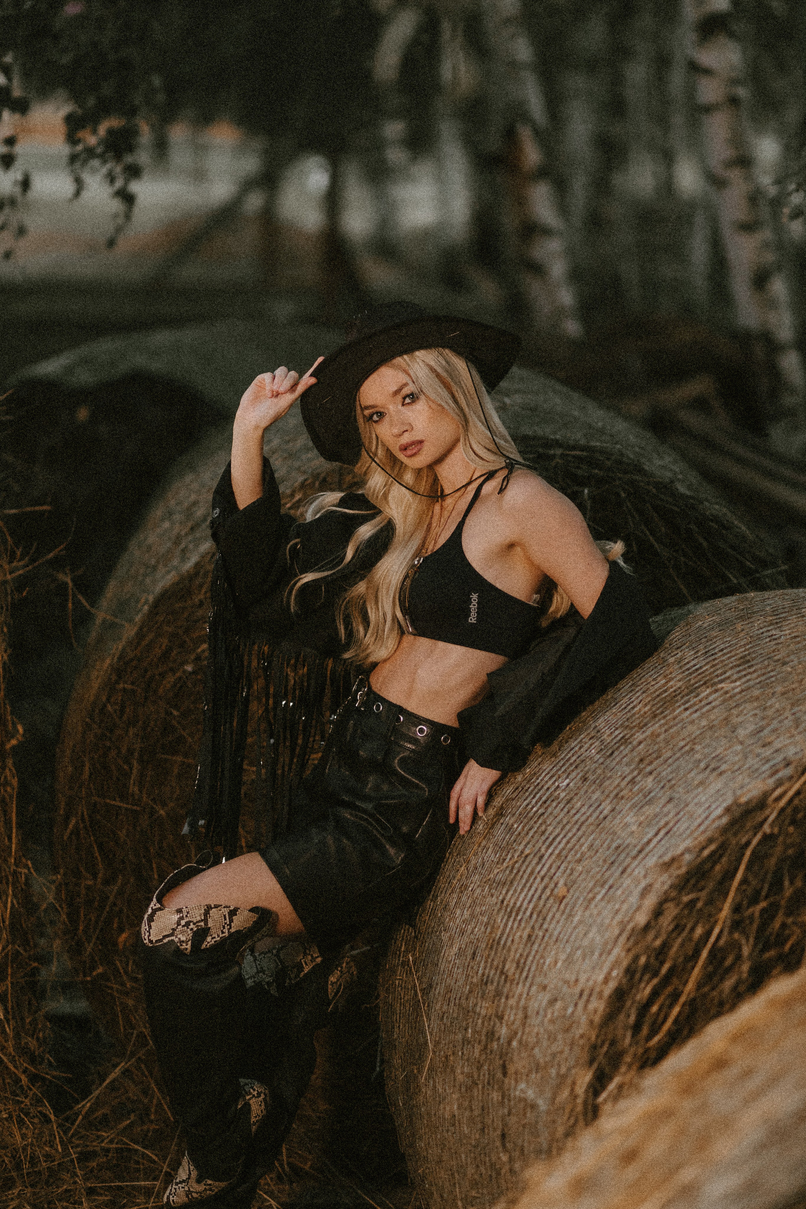 Надя «Вестерн». Павел Померанцев