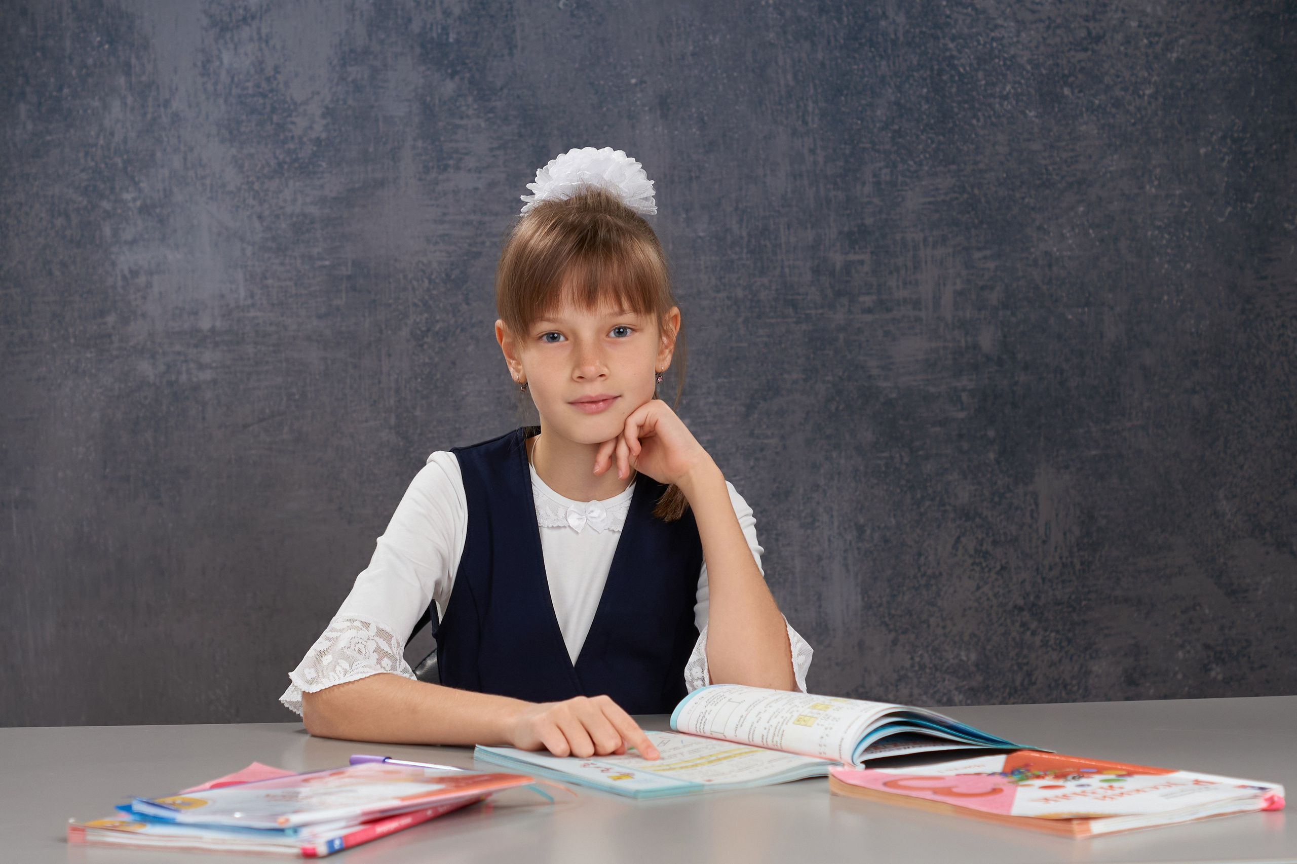 Портреты и фоны. Начальная школа. Childrenfoto.ru