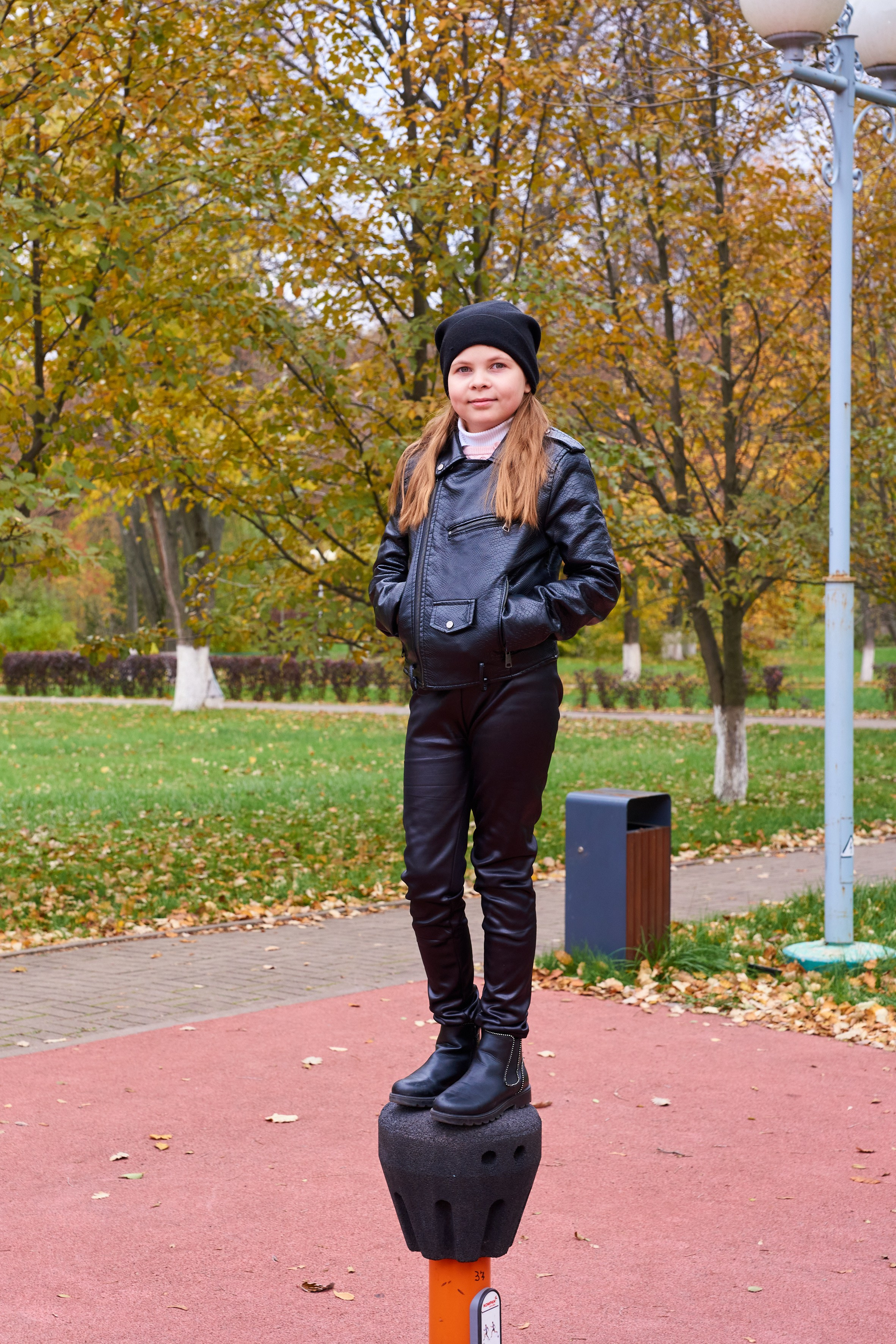 Съёмка в парке осенью. 4 класс. Childrenfoto.ru