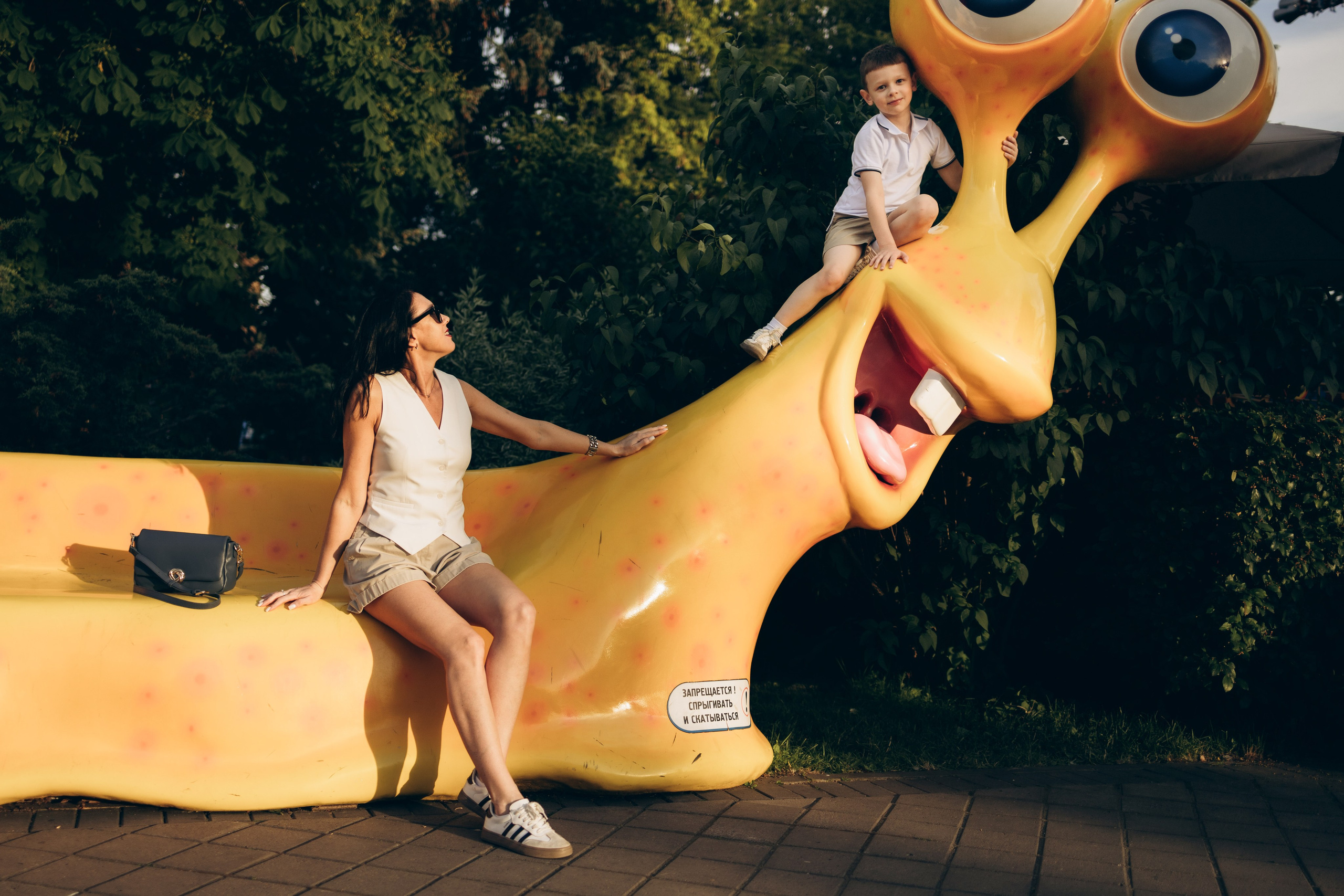 Летняя фотосессия в парке Диво остров. Фотосессия мама с сыном. Семейный и детский фотограф в Санкт-Петербурге Павлова Елена