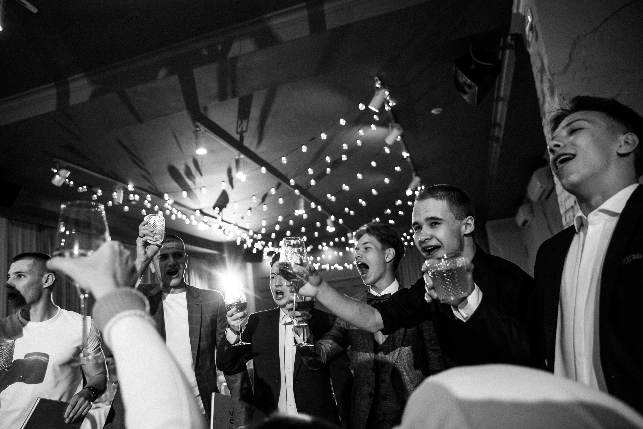 2023-06-23 Выпускной МБОУ СОШ № 10. Фотограф в Красноярске