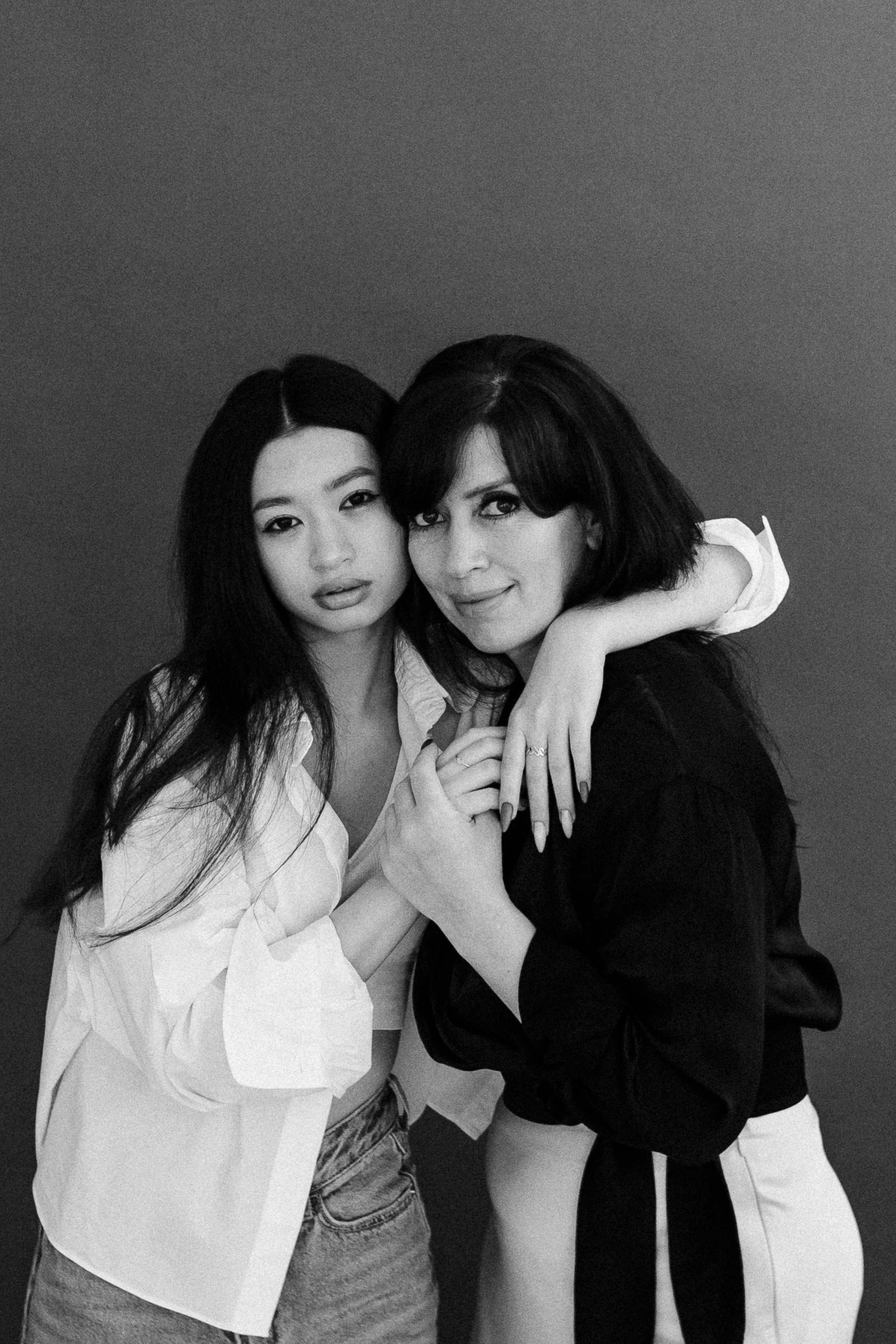 Настя с мамой