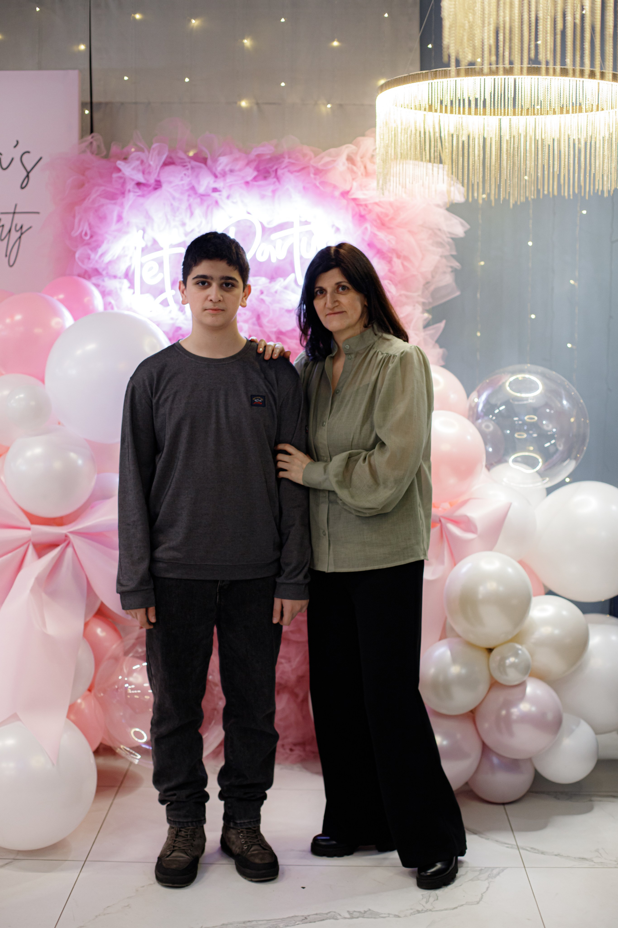 ASIA'S BIRTHDAY PARTY. Photokarish