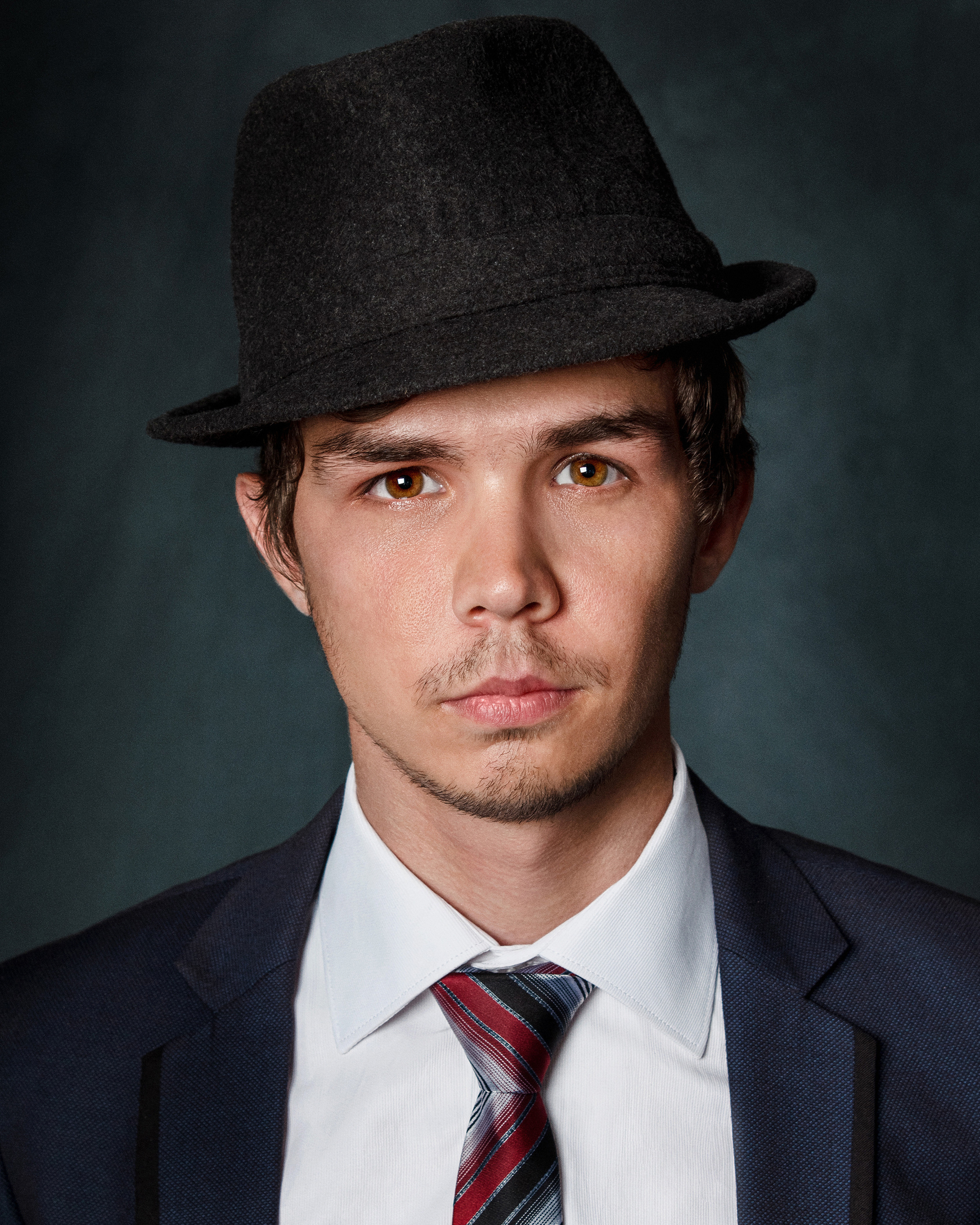 Портрет анфас в студии Рязани