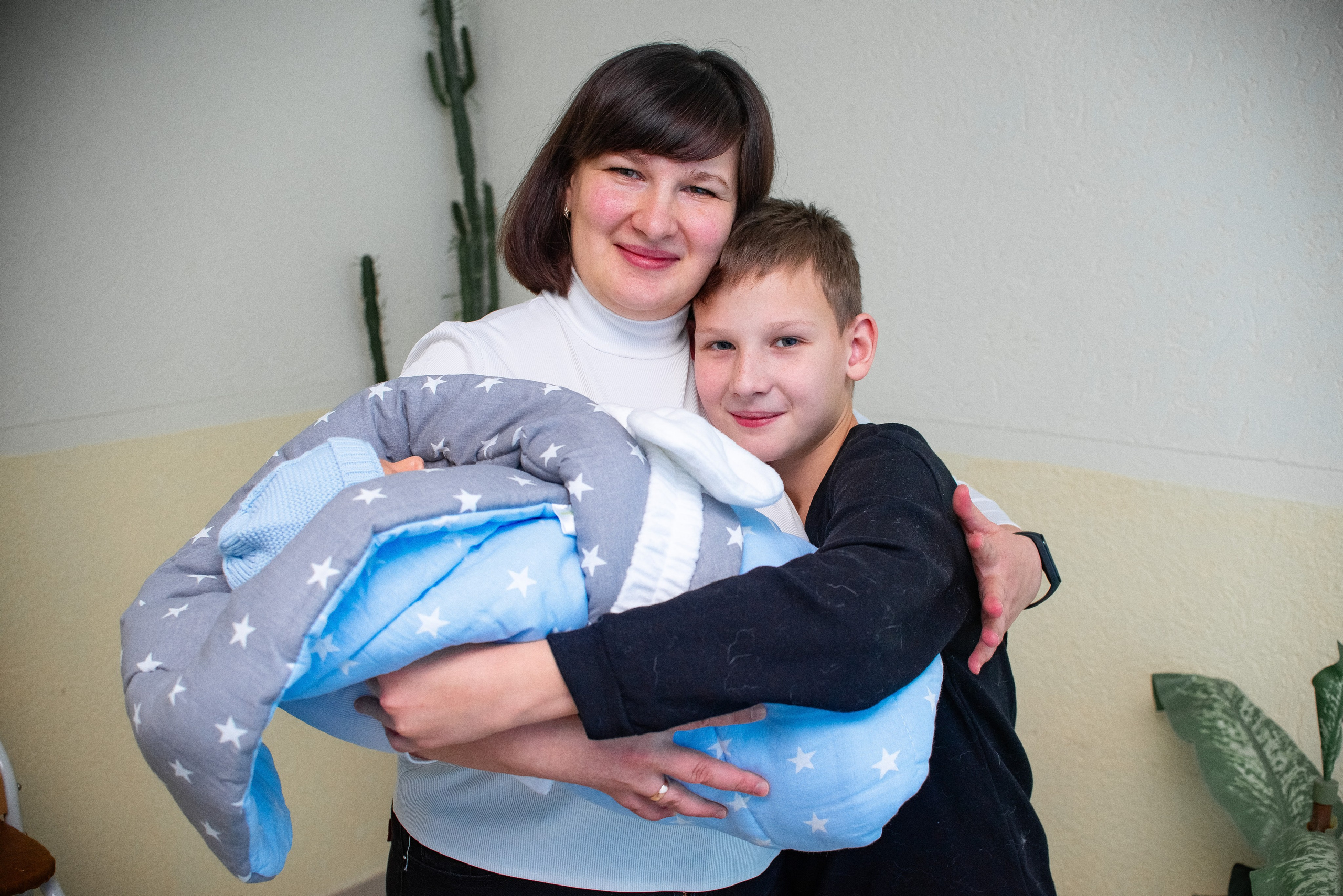 Выписка из роддома Минск. Семейный фотограф на выписку из роддома и крещение Минск Настя Гришук