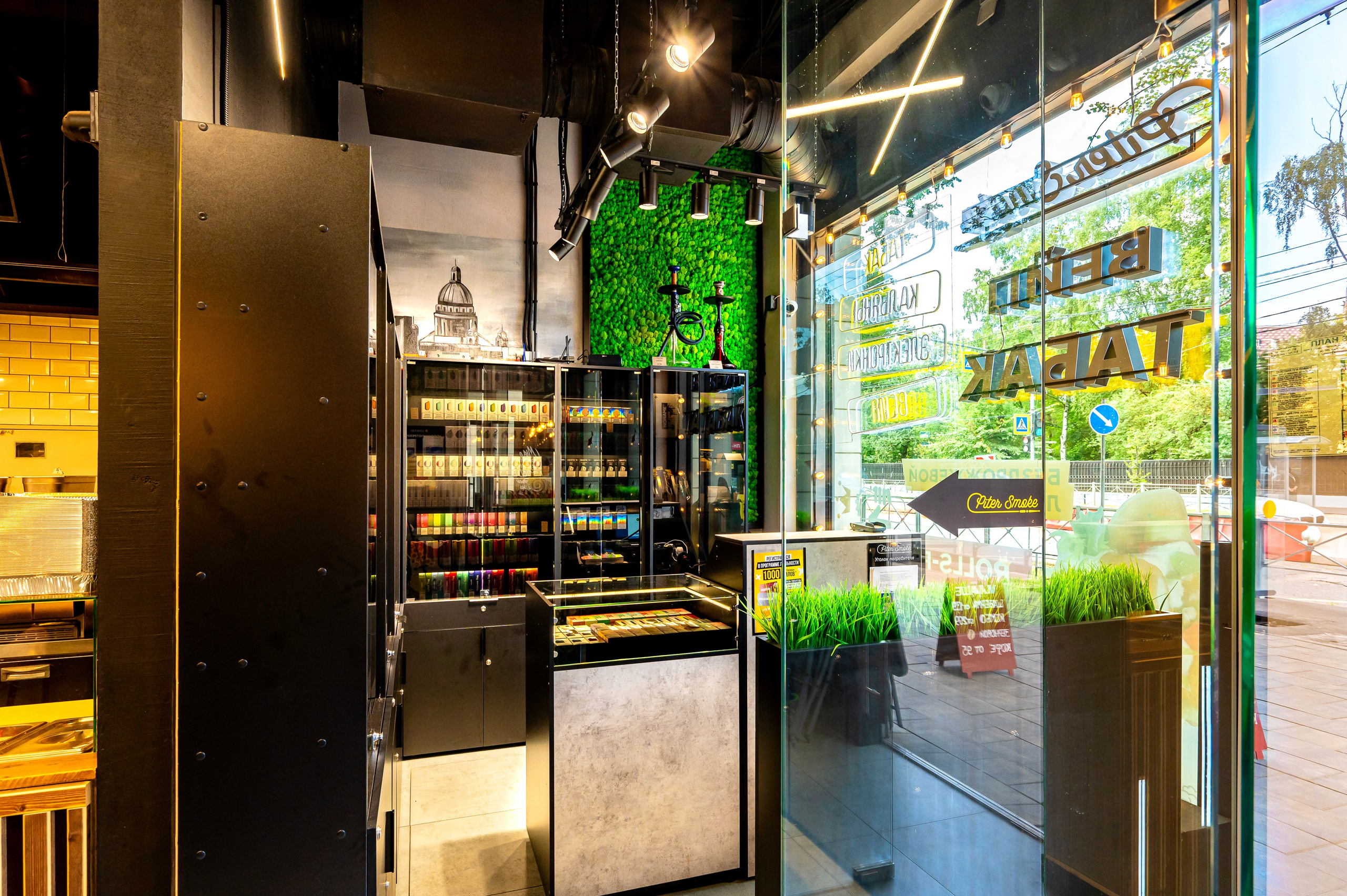 Piter Smoke. Интерьерный фотограф. Фото- видеосъемка недвижимости Санкт-Петербург