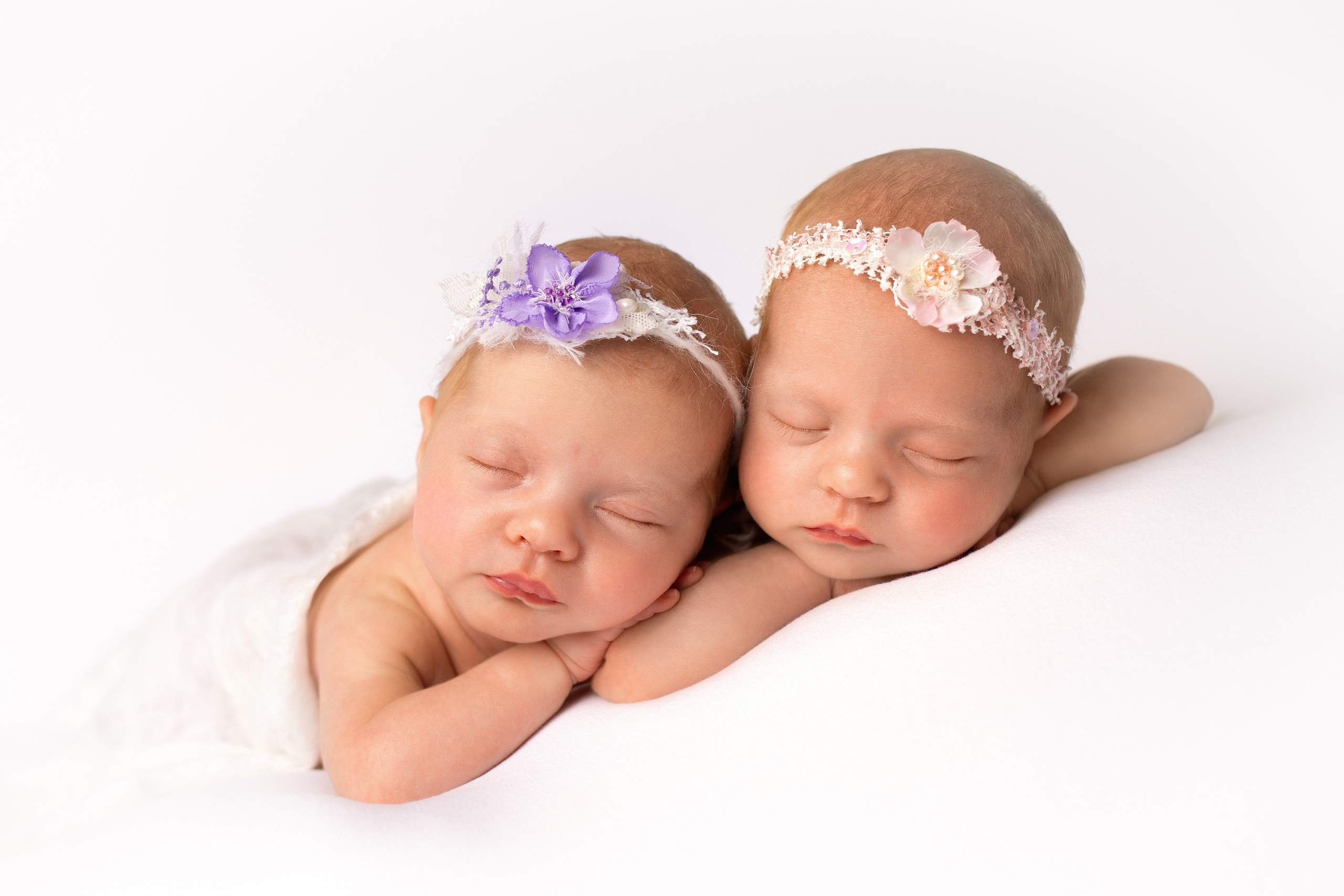 Фотосессия Феодосии и Таисии. Детский фотограф в Екатеринбурге и Арамили Лариса Кузнецова