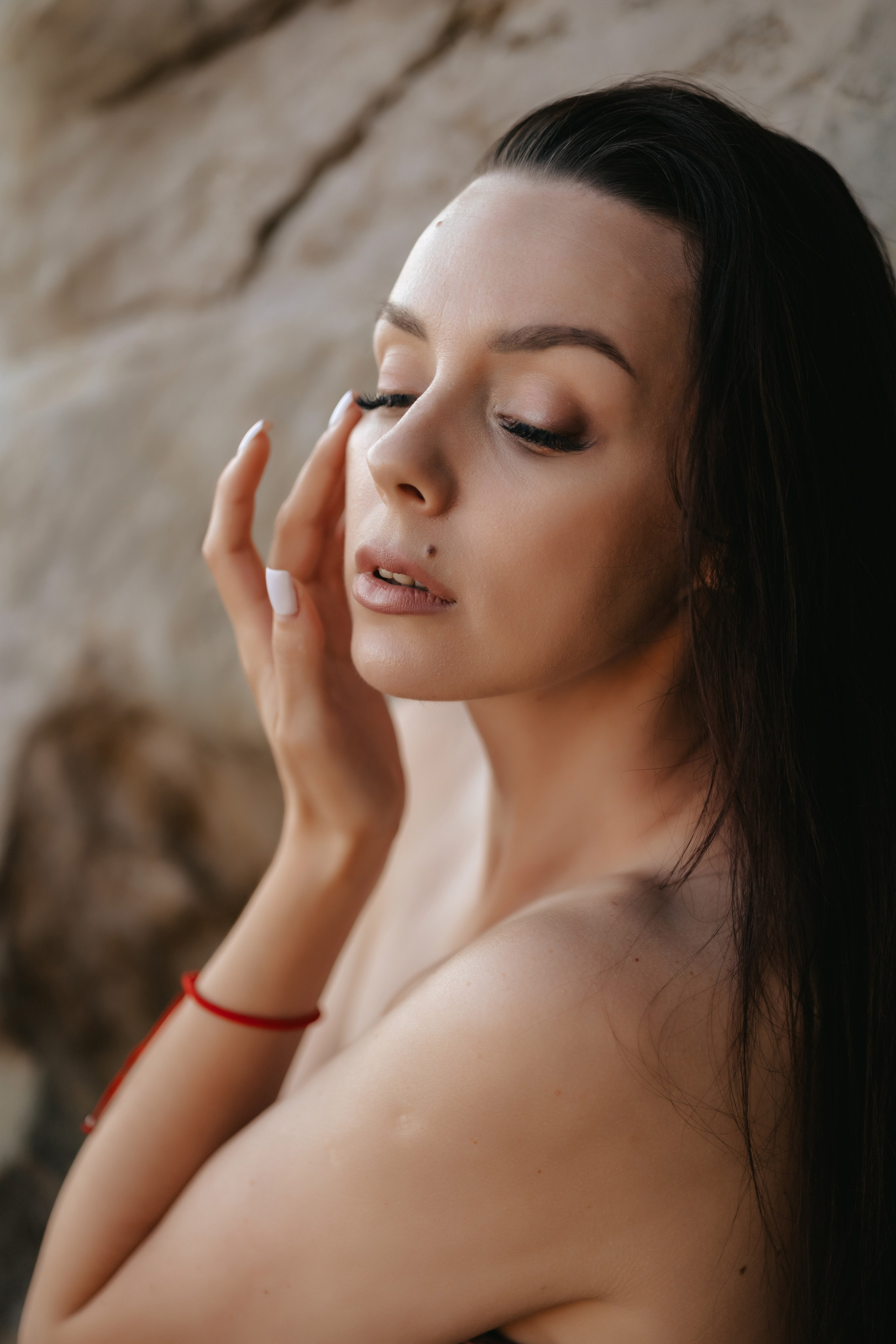 Юлия. Заката на скале Парус. Семейный и портретный фотограф в Геленджике Любовь Бодрова