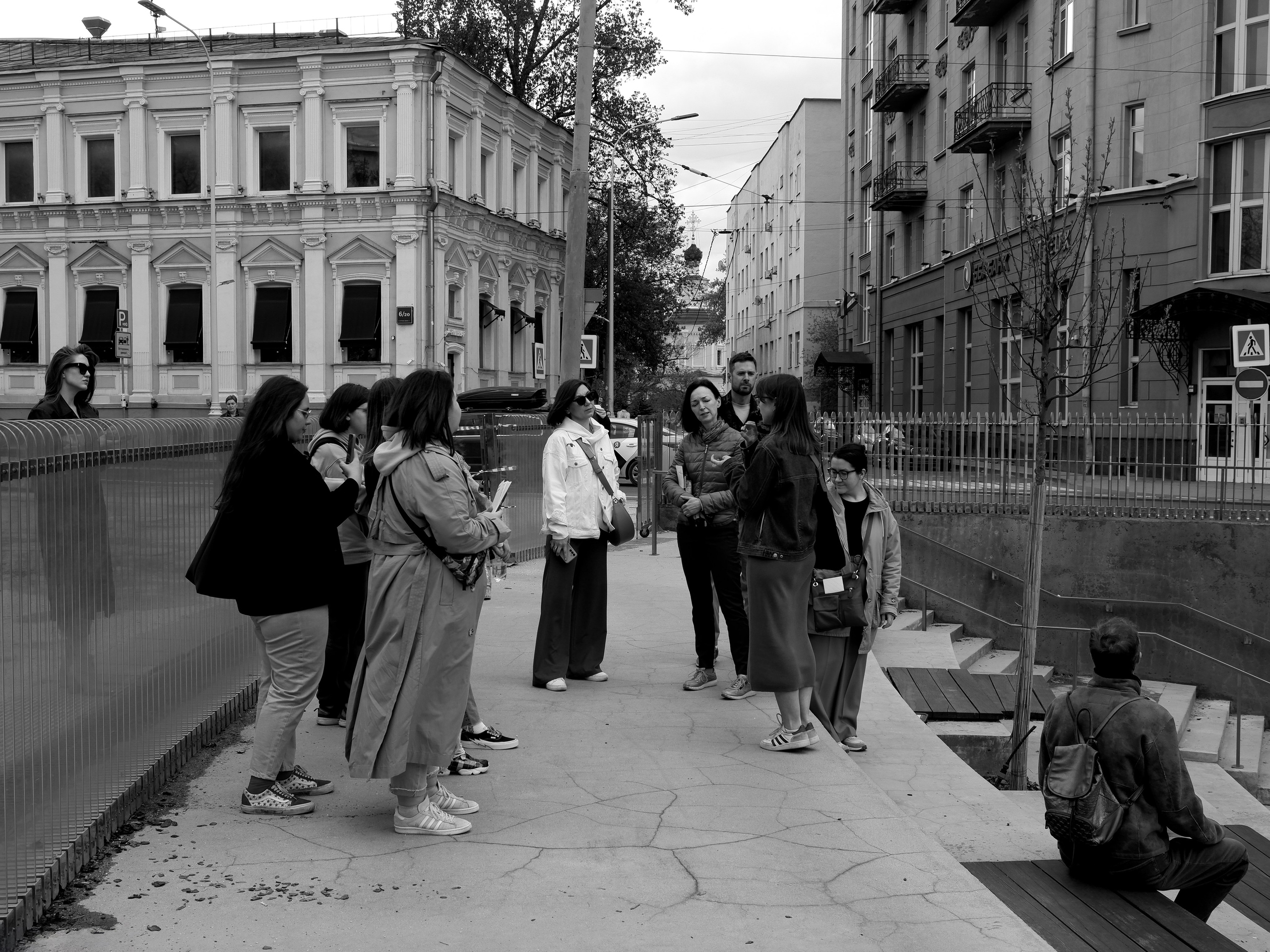 Прогулки с архитектором x A-House. Михаил Мулач | Архитектурный фотограф