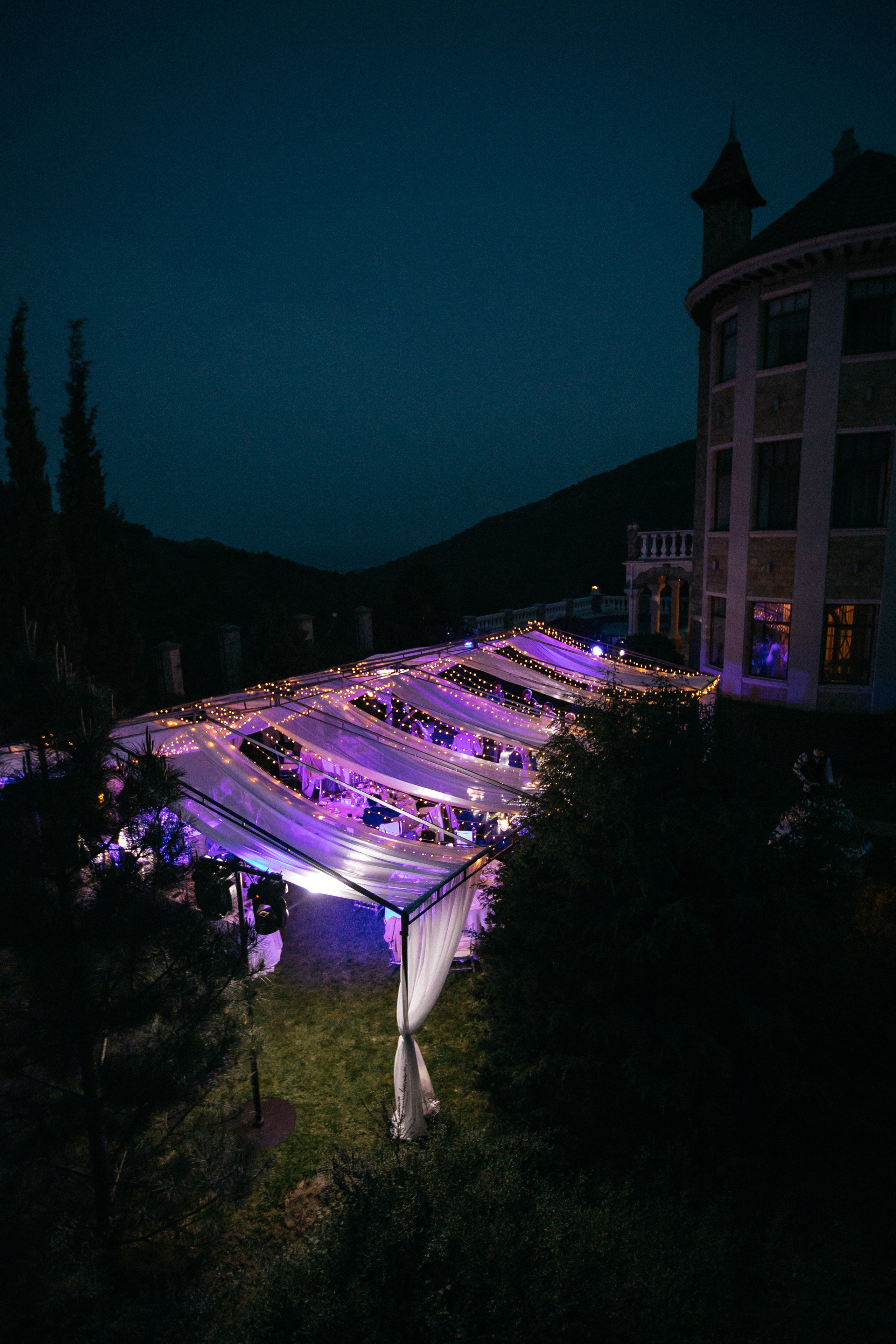 Денис и Алина. Белый замок. Фотограф Анна Лейман. Севастополь