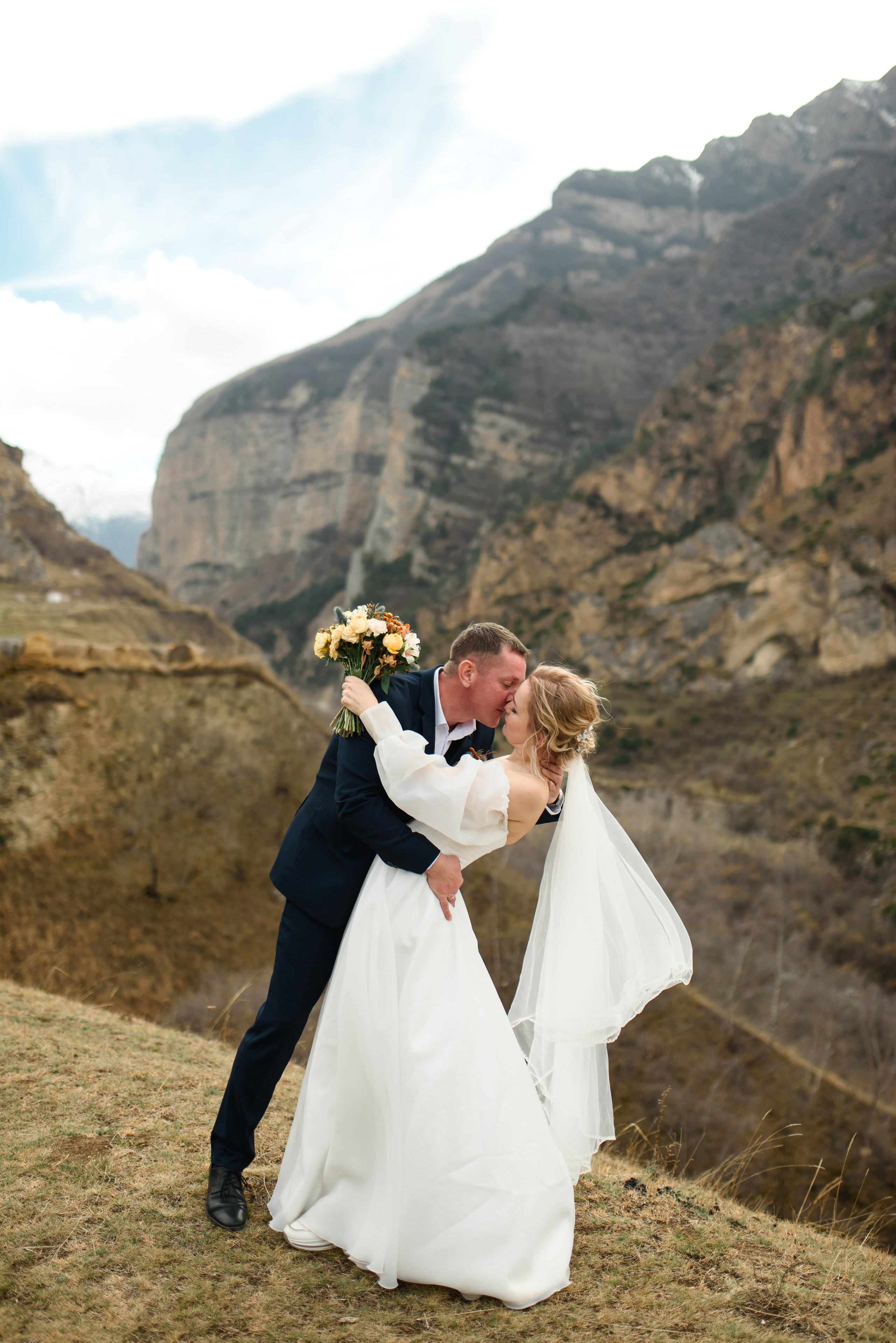 Анонс свадьбы в Чегеме. Свадебный и travel фотограф в Волгограде, Сочи, Домбае, Европе