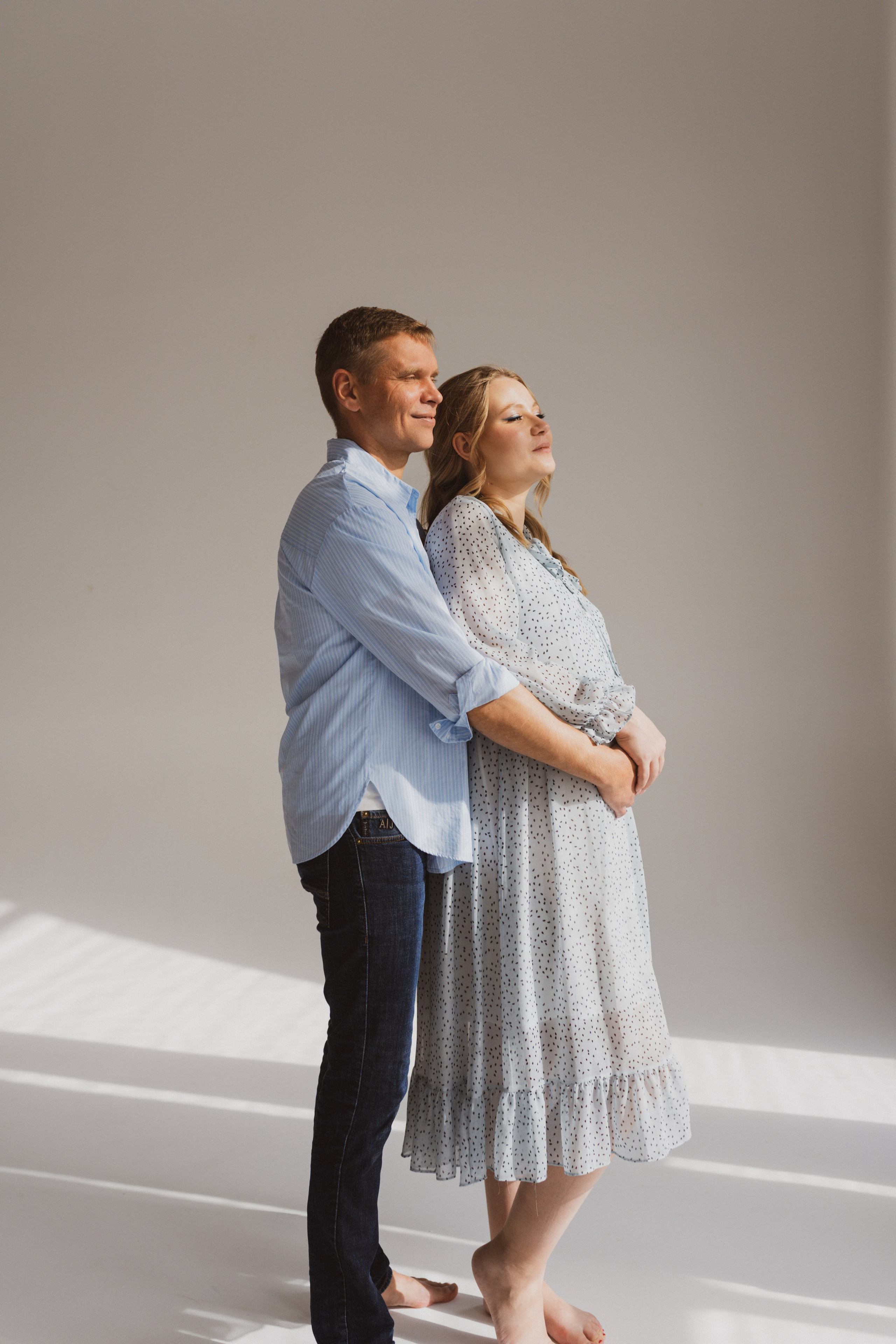 Семейная фотосессия в студии в Москве, семейный фотограф Анна Полушина. Свадебный фотограф в Москве Анна Полушина