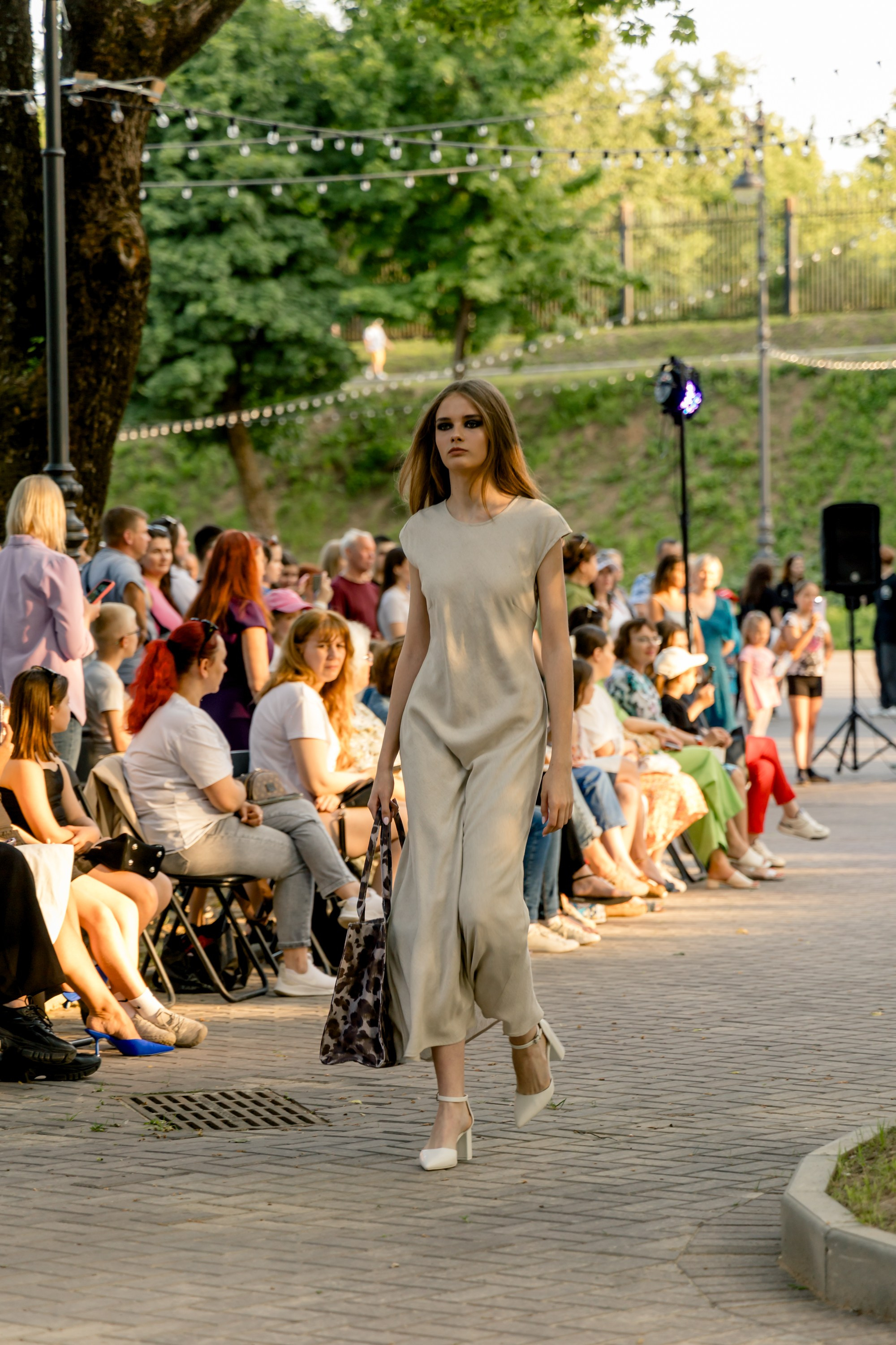 Smolensk Fashion Week 2025_показы_ДЕНЬ 1_ВЕЧЕРНИЙ ПОКАЗ_19:00. Главная