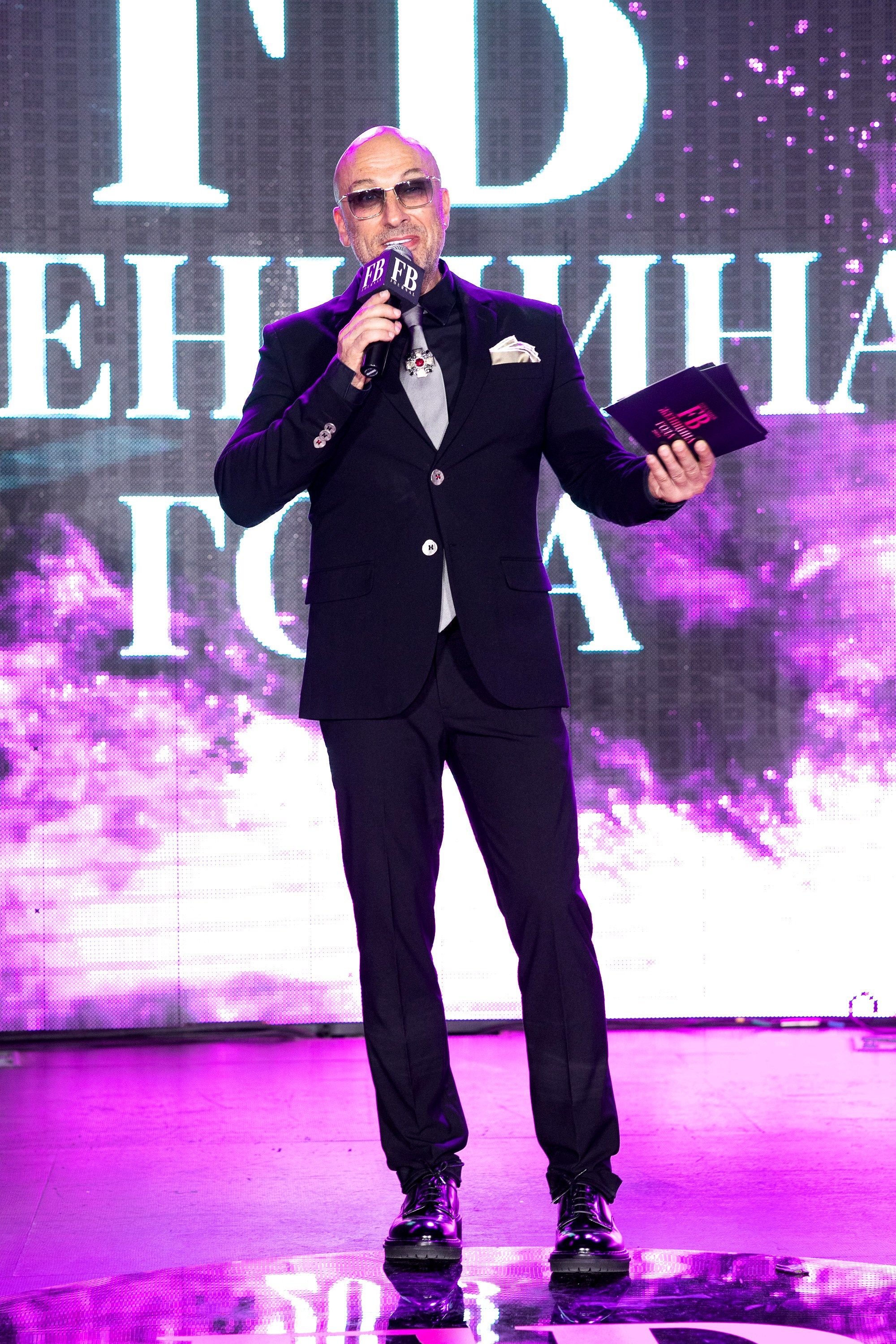 FB. Art photographer Nino