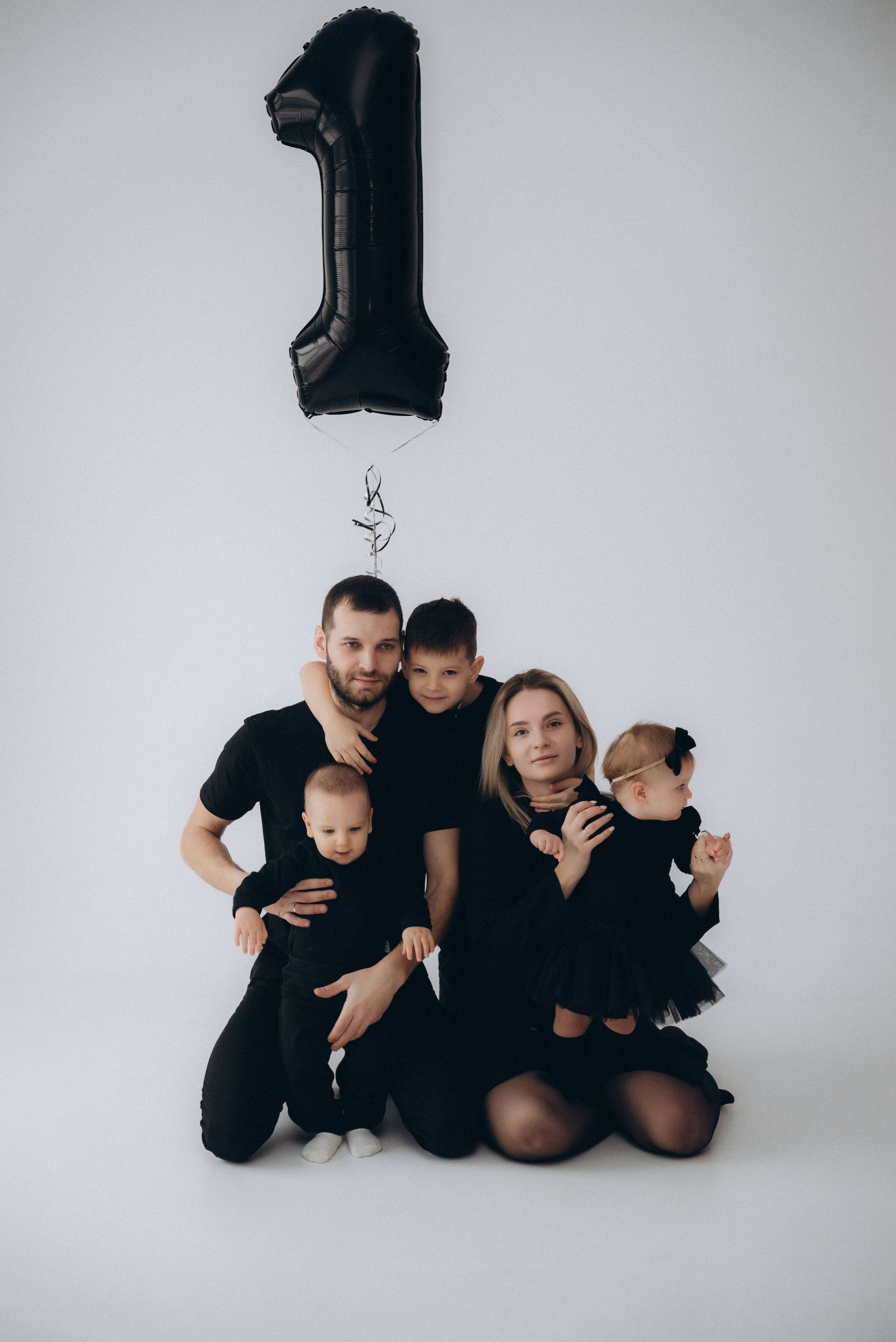 Леша, Лера, Максим, Сережа и Даша. Суханова Регина Фотограф Сергиев Посад