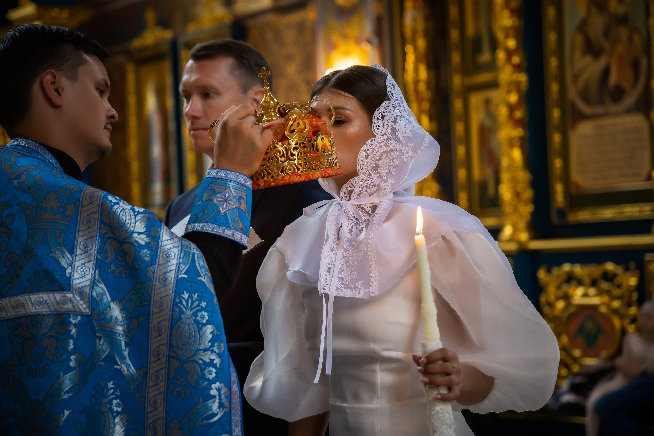 В Храме. Семейный и Свадебный фотограф в Астане Александр Астапов