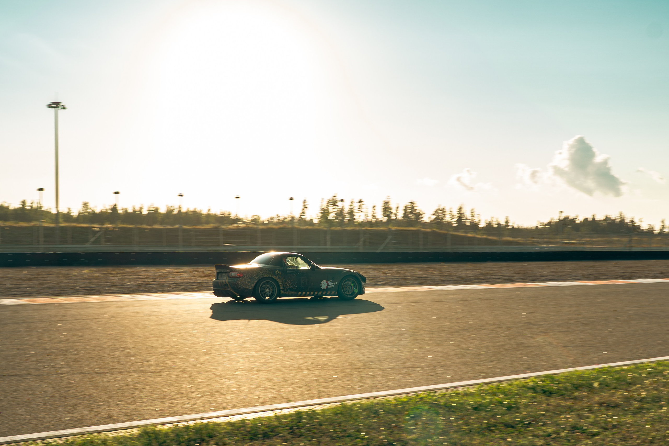 Трек-день Игора Драйв. Портретный и автомобильный фотограф в Санкт-Петербурге Евгений Черепанов