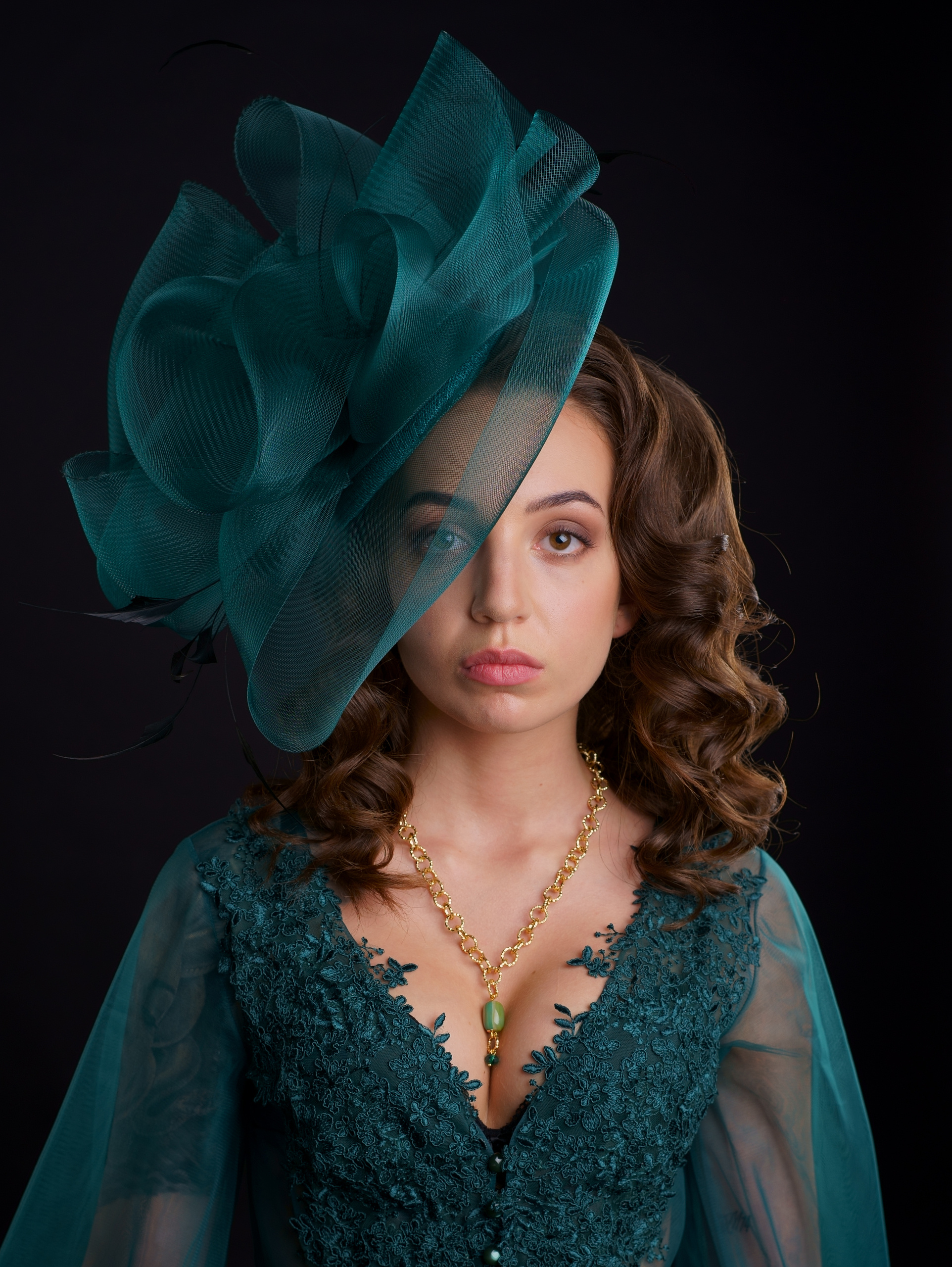 Портретный фотограф в Санкт-Петербурге. Предметный и фуд фотограф Санкт-Петербурга Сергей