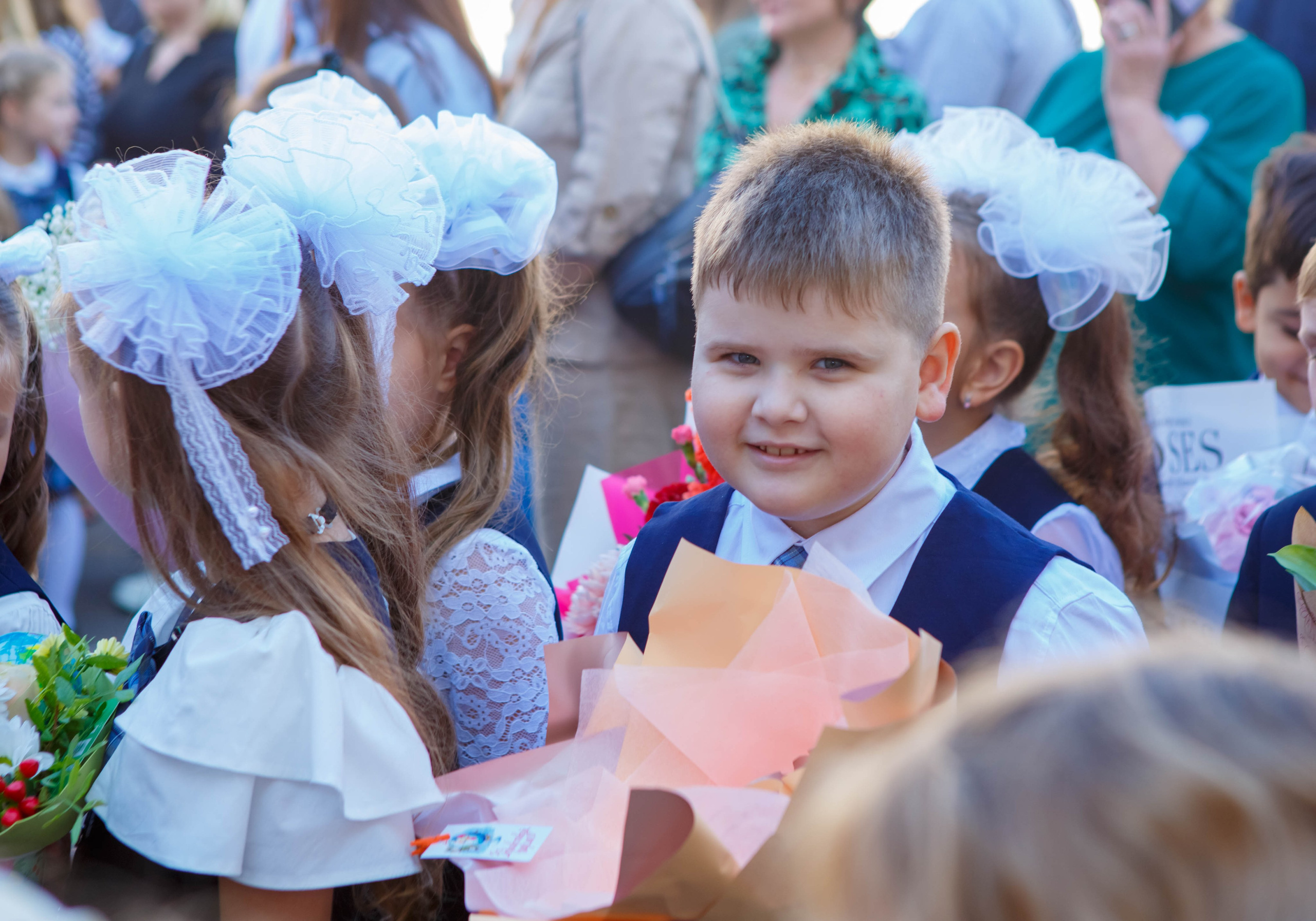 1 СЕНТЯБРЯ 2023Г. «ПЕРВЫЙ РАЗ В ПЕРВЫЙ КЛАСС». Школьный фотограф Наталья Егорова
