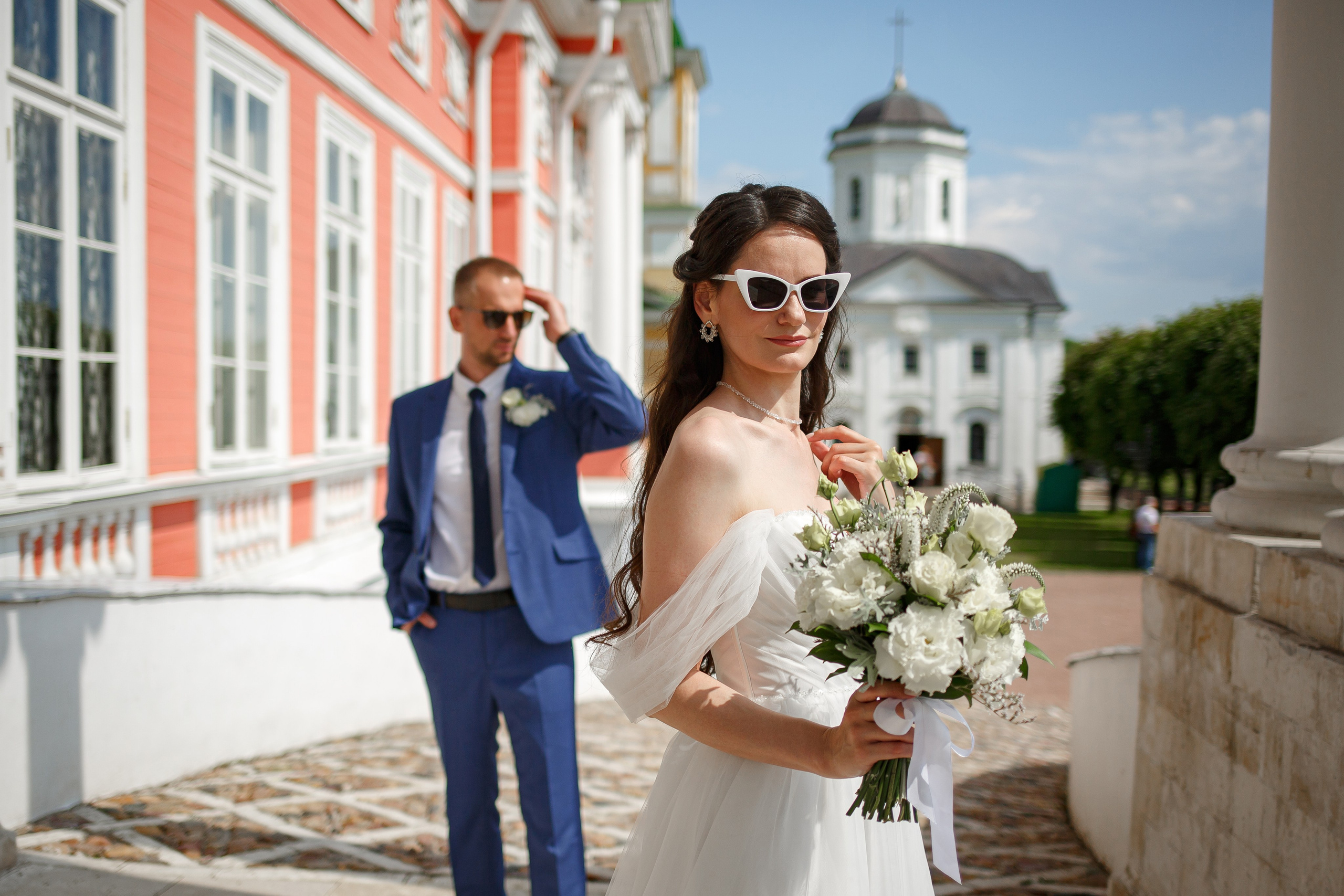 Свадебная фотосессия в усадьбе Кусково. Свадебный фотограф Москва и МО Сергей Киржаев