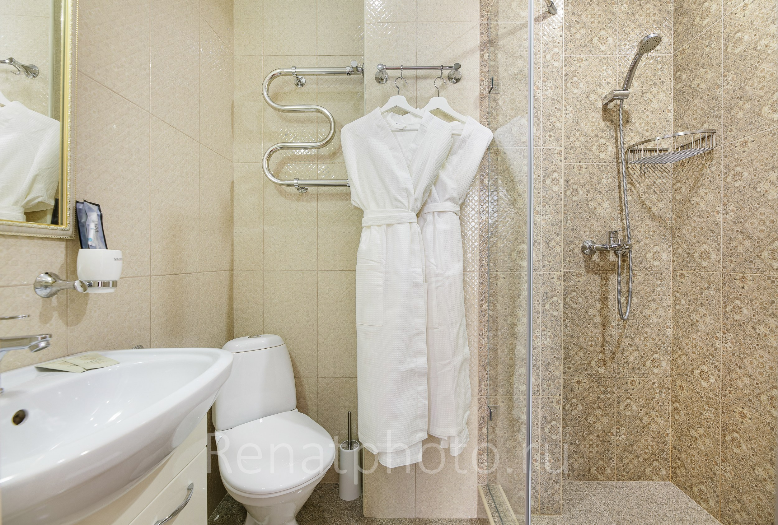 Отель «Вилла». Профессиональная фотосъёмка интерьеров, предметная фотосессия еды для меню г. Анапа