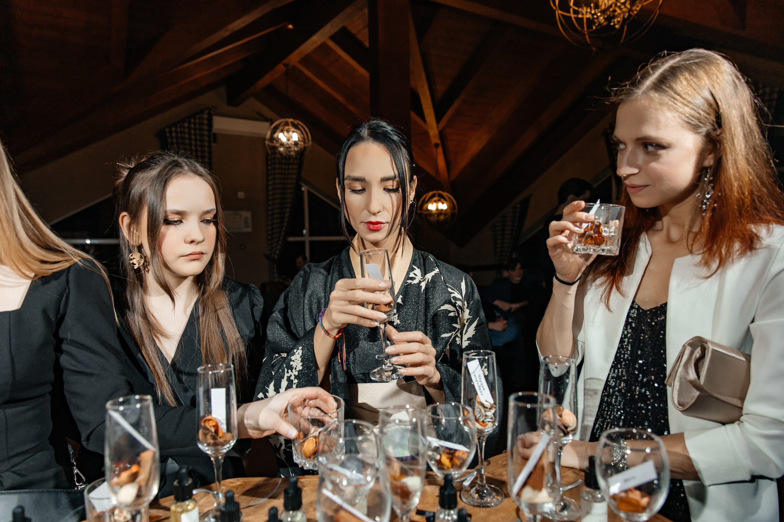 Аромабар — выездной мастер-класс по созданию ароматов | AROMALAGE