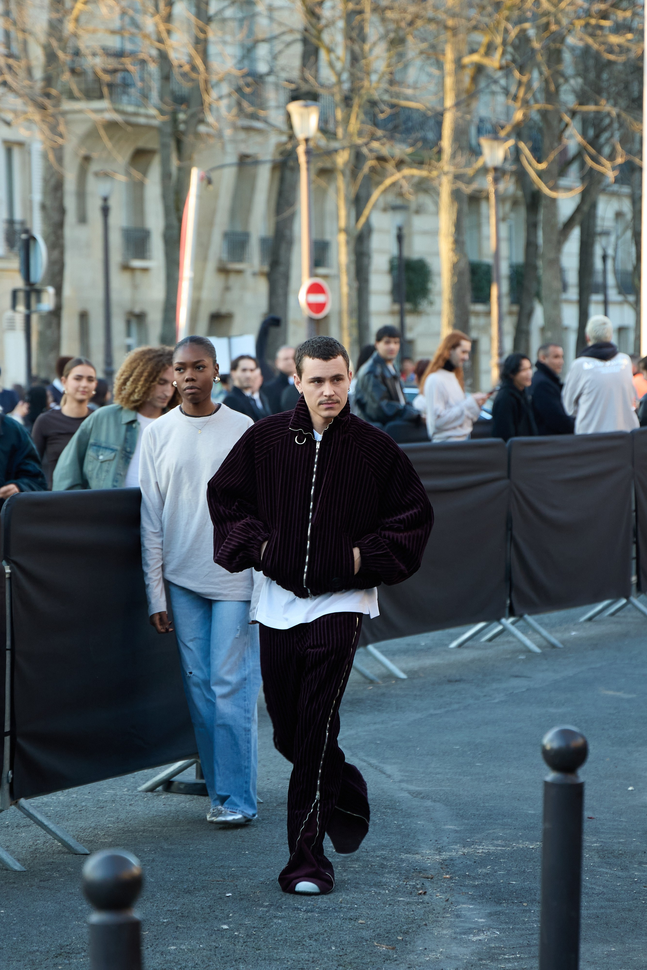 Acne WOMENSWEAR FALL/WINTER 2025-2026. Photographer in Milan Ivan Goncharov